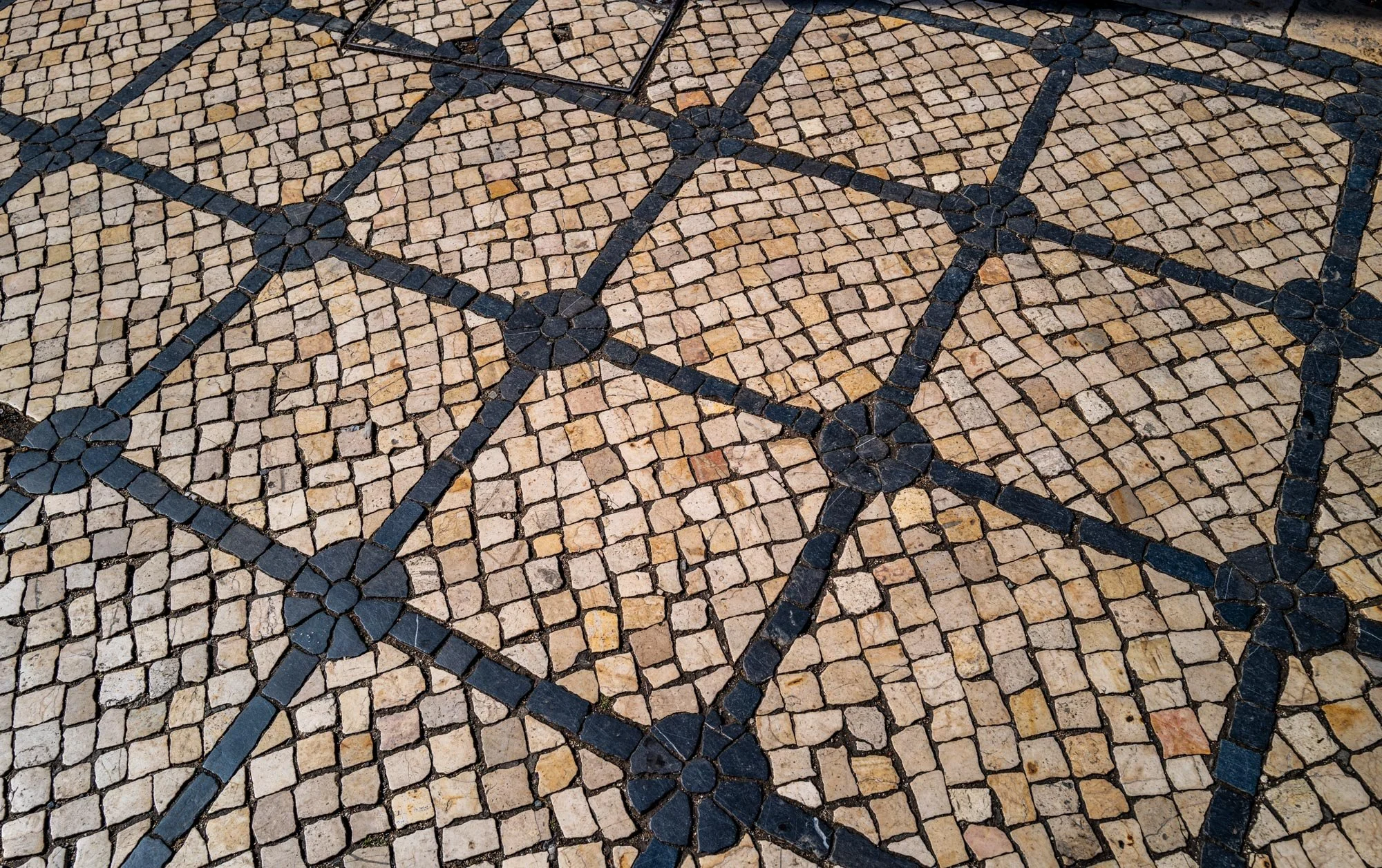 Lisboa Str View tiles 79 Q2-1.jpg