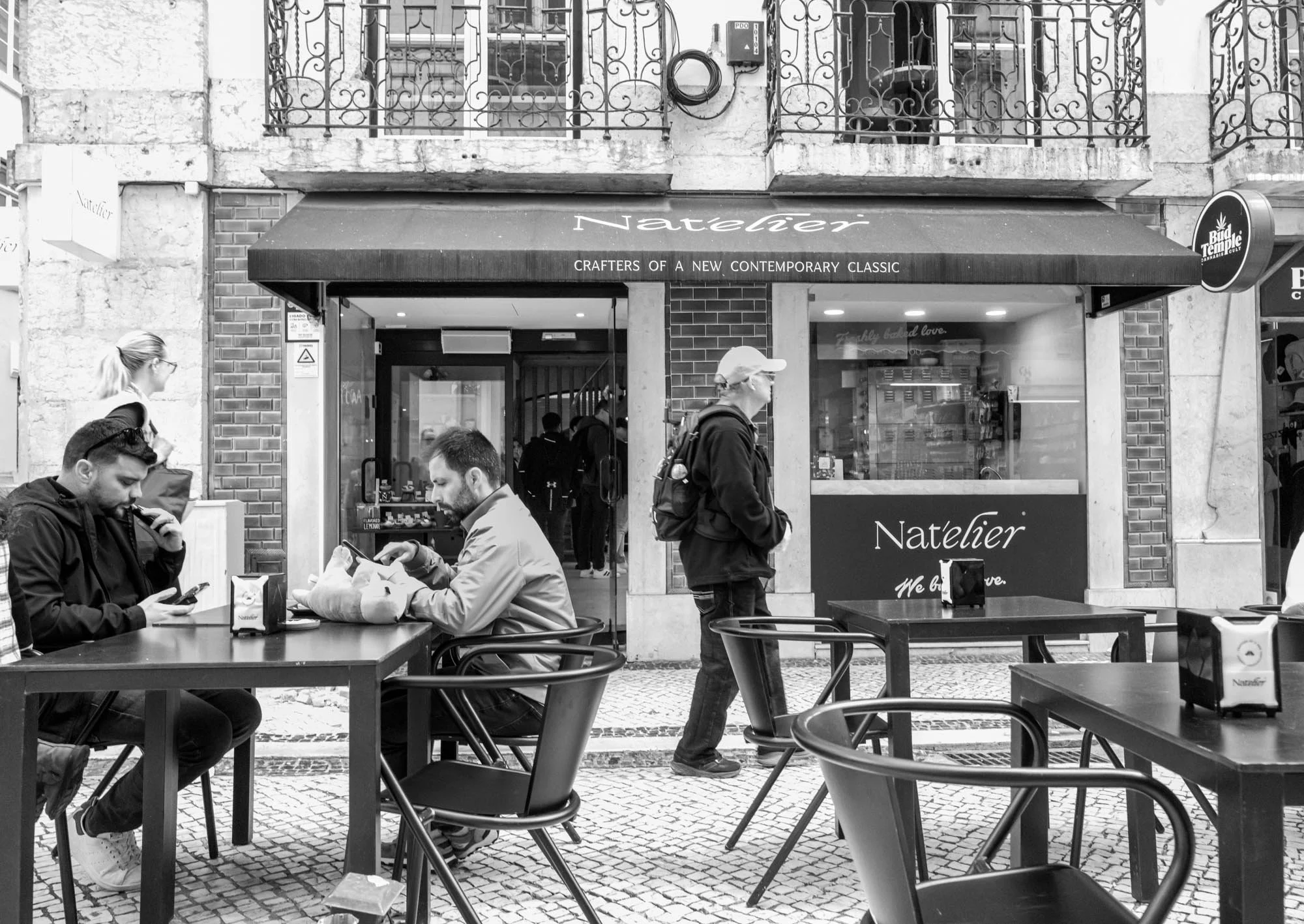 Lisboa Str View 1 Q2M-1.jpg
