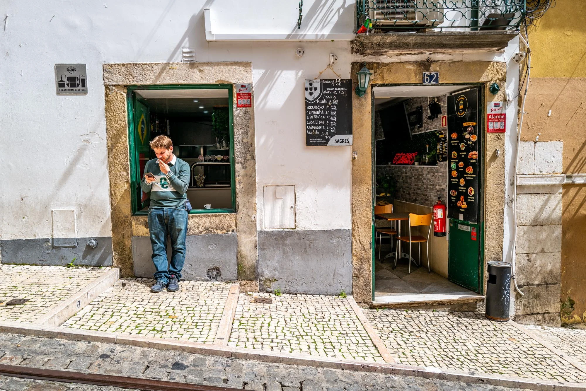Lisboa Str View 40+ Q2-1.jpg