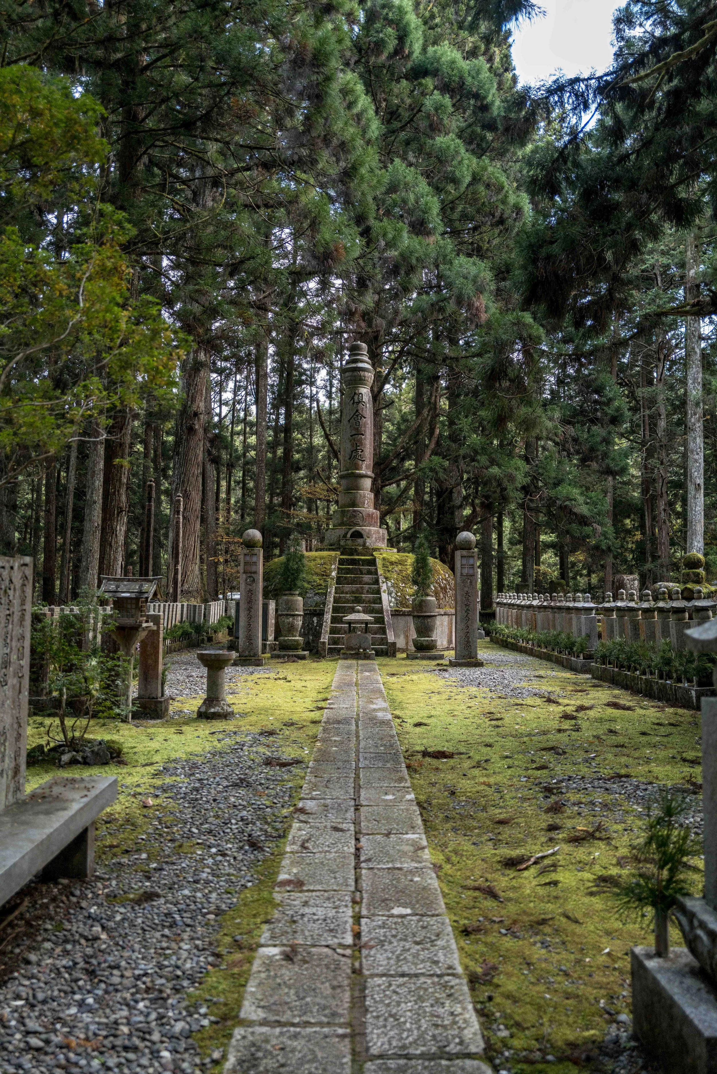  Monastery cemetary 11 Q2.jpg