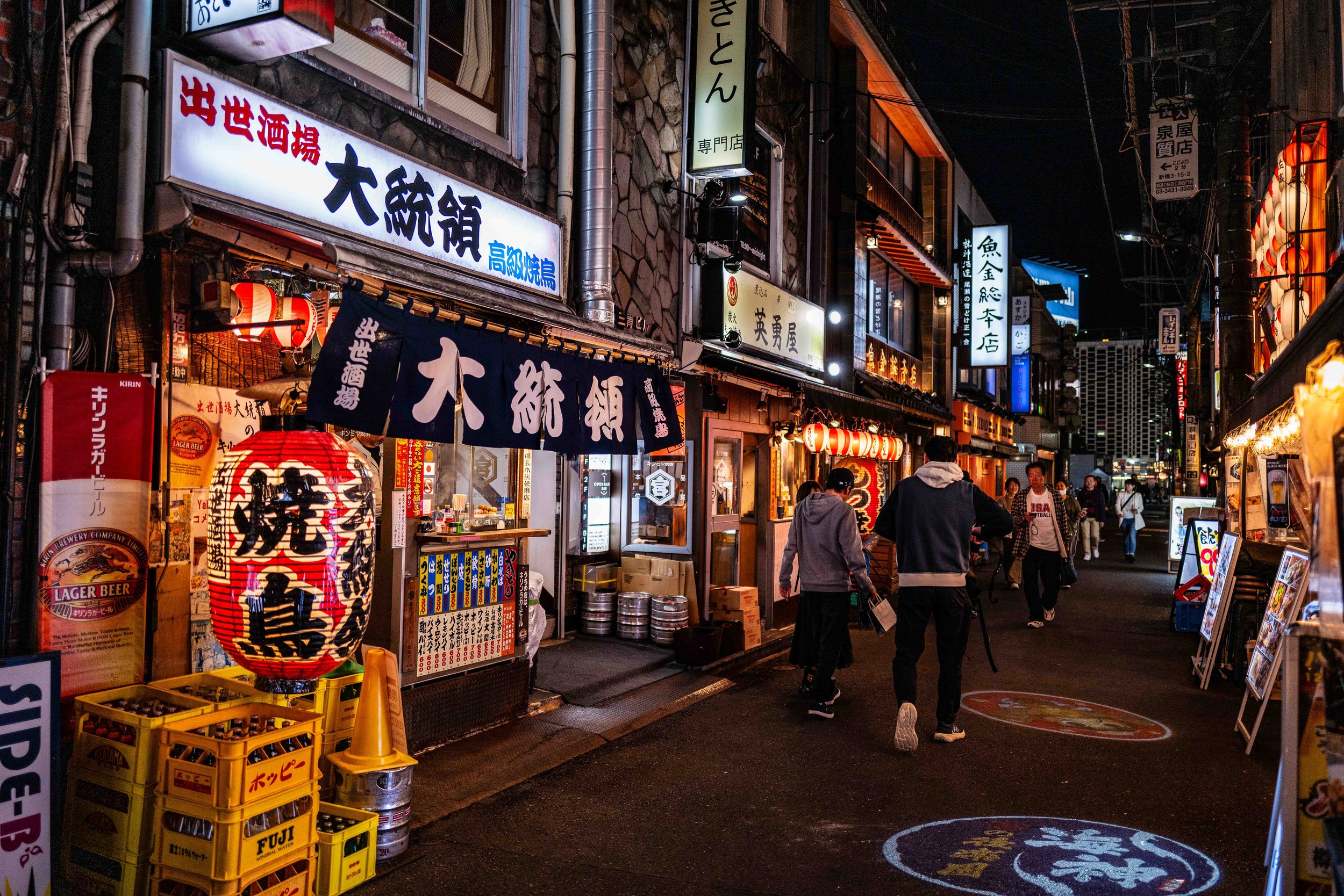 Tokyo dark stre 1 Q2.jpg