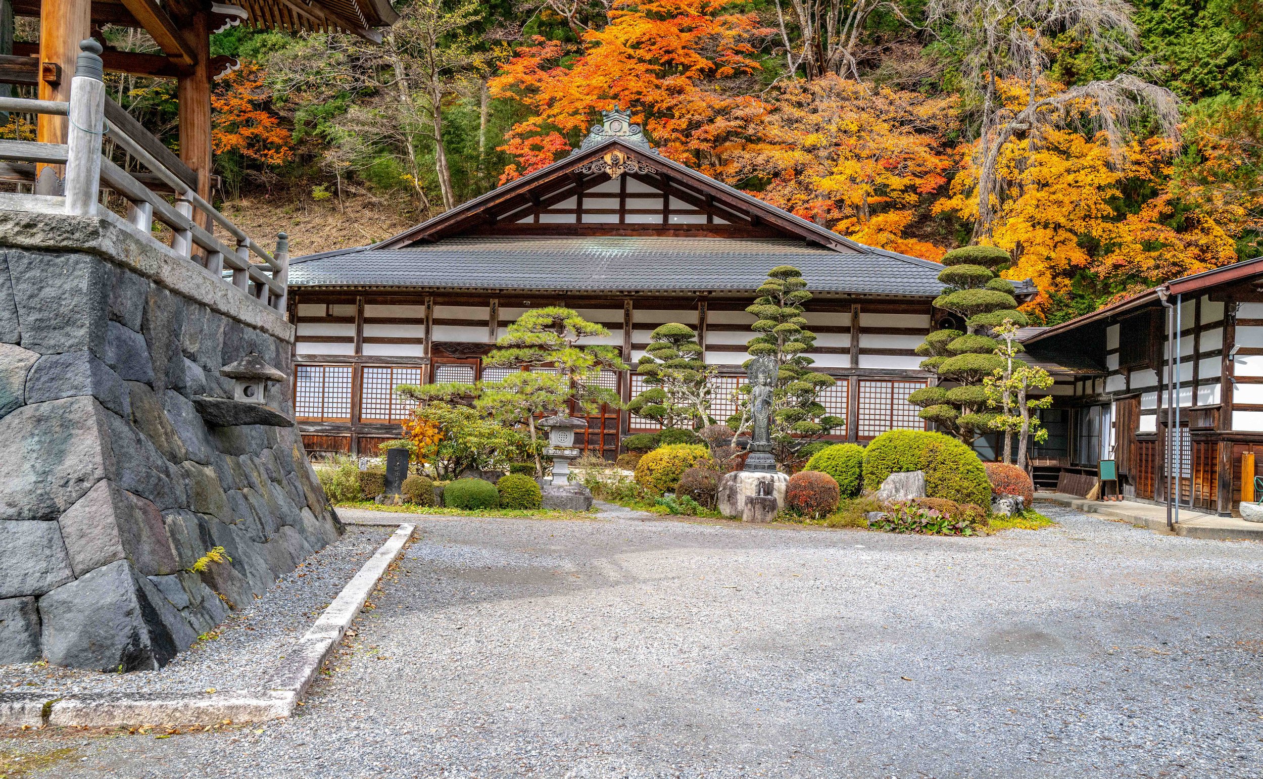 Village mountain 29 Q2.jpg