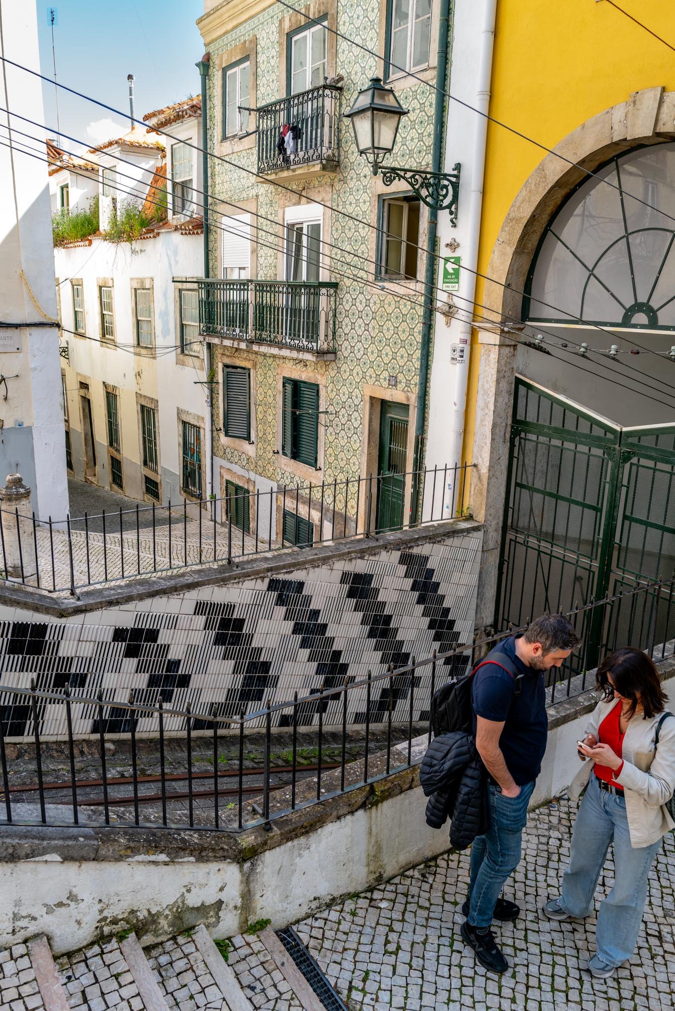 Lisboa Str View 16 Q2-1.jpg
