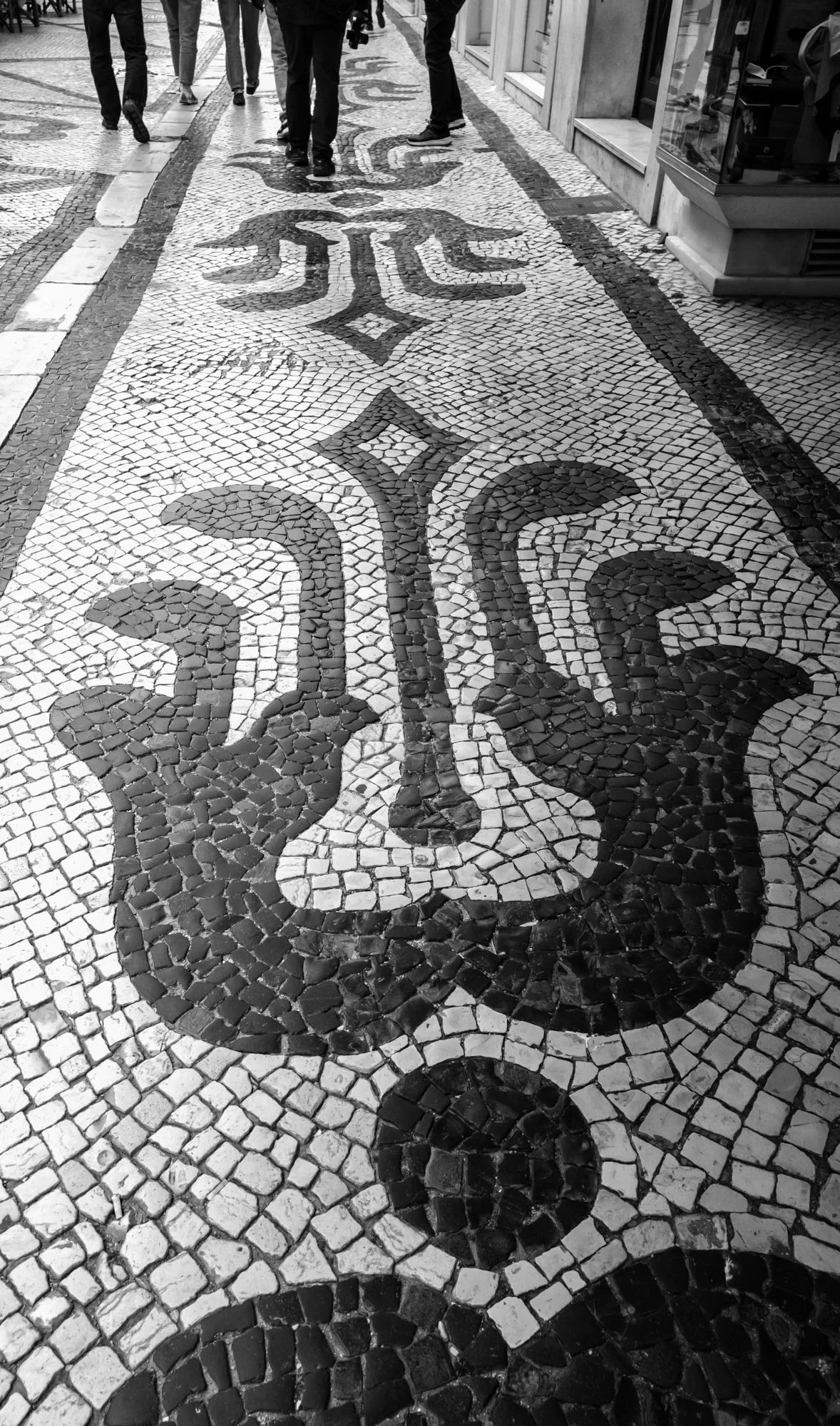 Lisboa Str View tiles 4+ Q2M-1.jpg