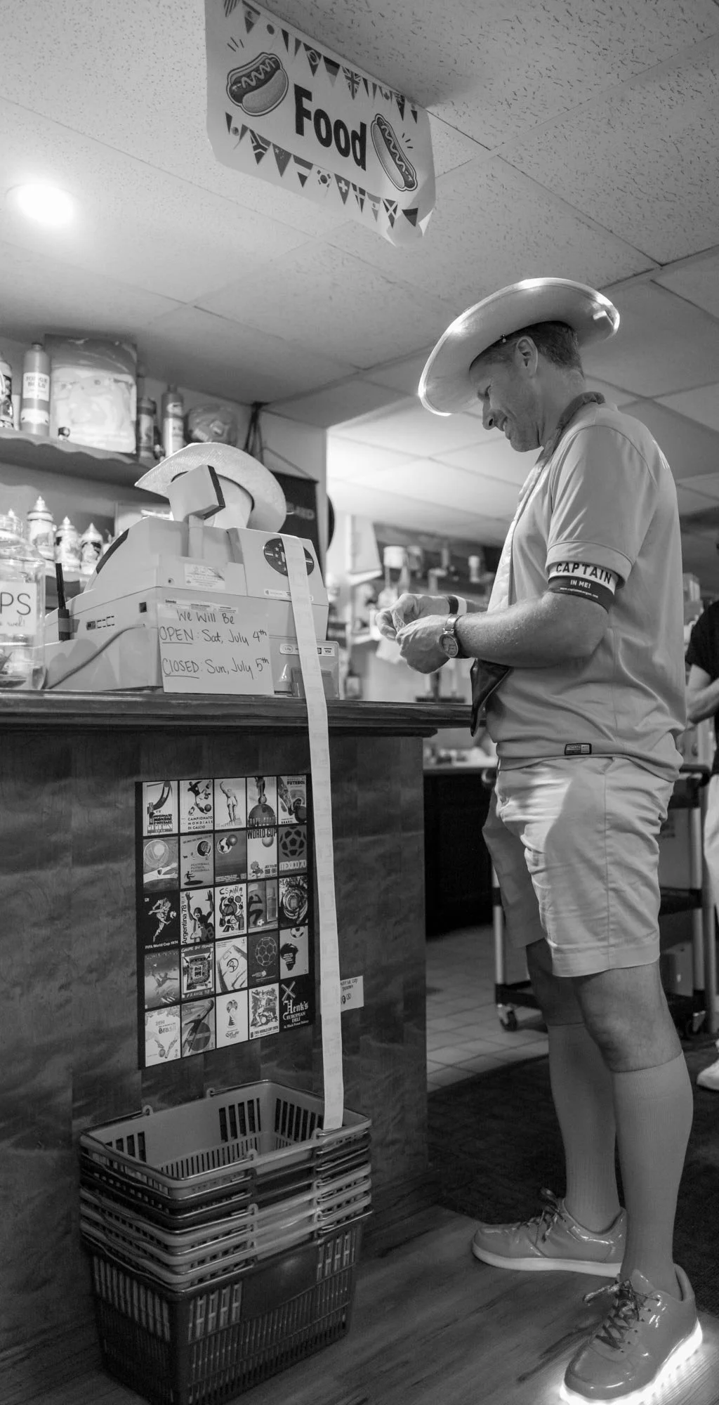 Henk's WC Watch party 25 Q2M-1.jpg