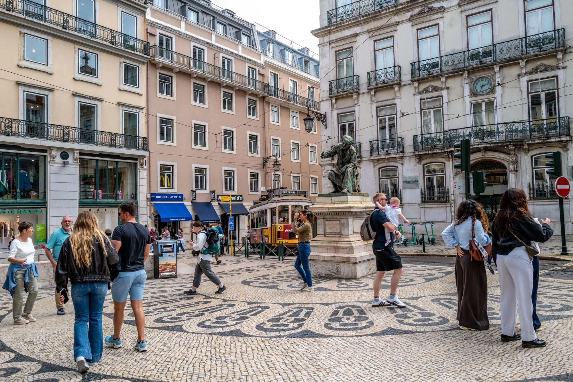 Lisboa Str View 52 Q2-1.jpg