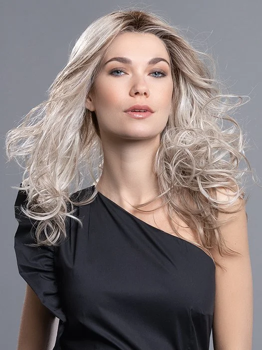 Diva_Champagne_Rooted_2.jpg