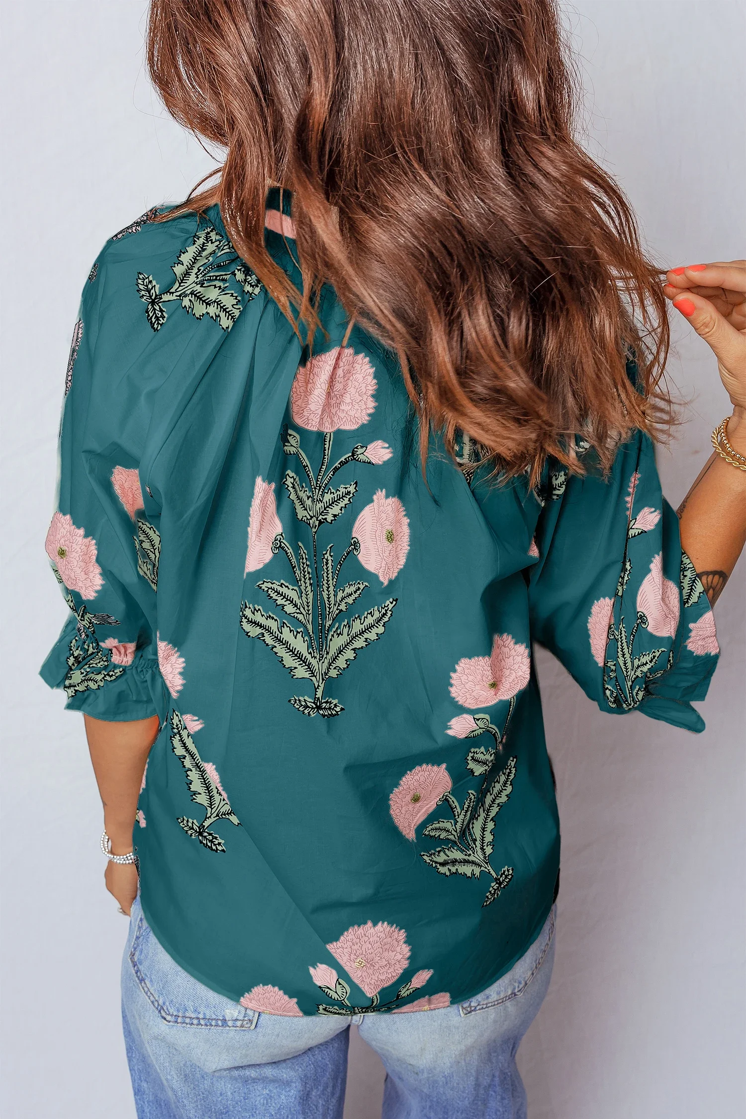 Green Casual Wild Flower Print V Neck 3.4 Sleeve Blouse.2.webp
