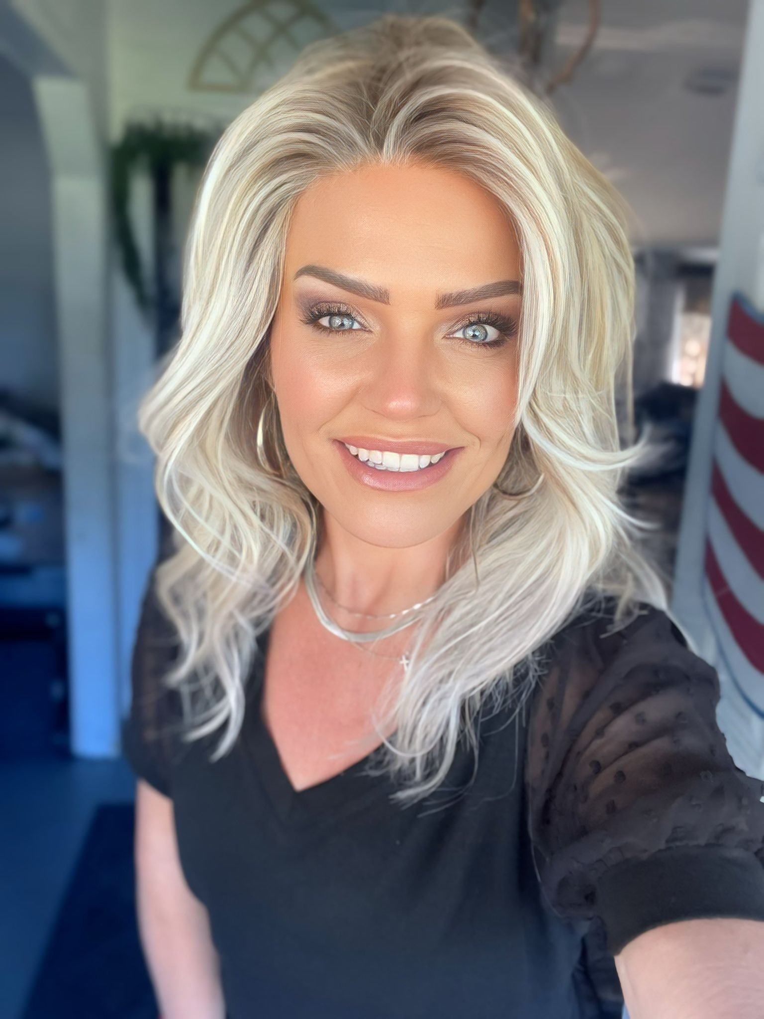 Cambridge_Crushed_Almond_Blonde-R_Brandi.jpg