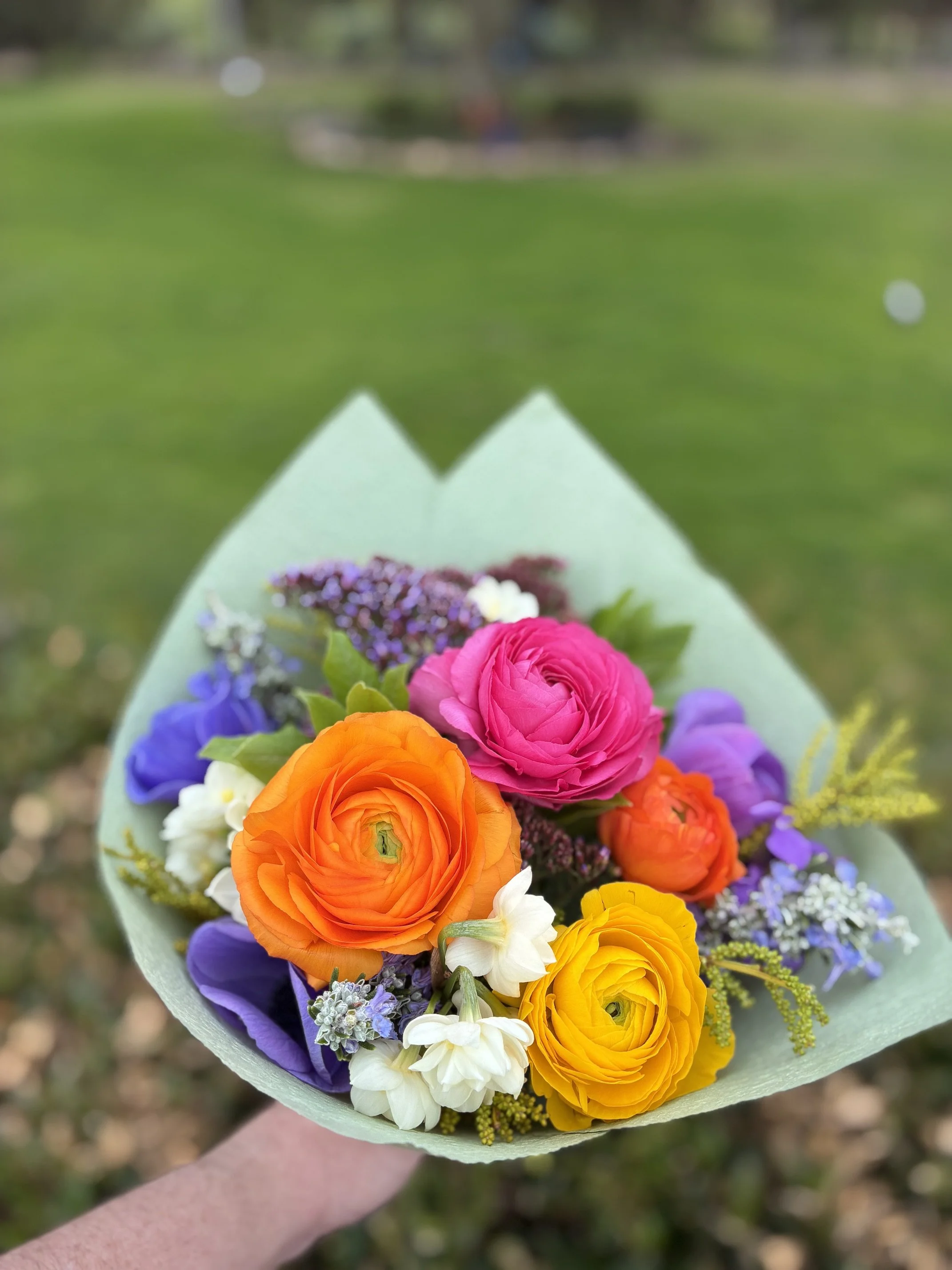 Early Spring Mixed Bouquet - Click & Collect