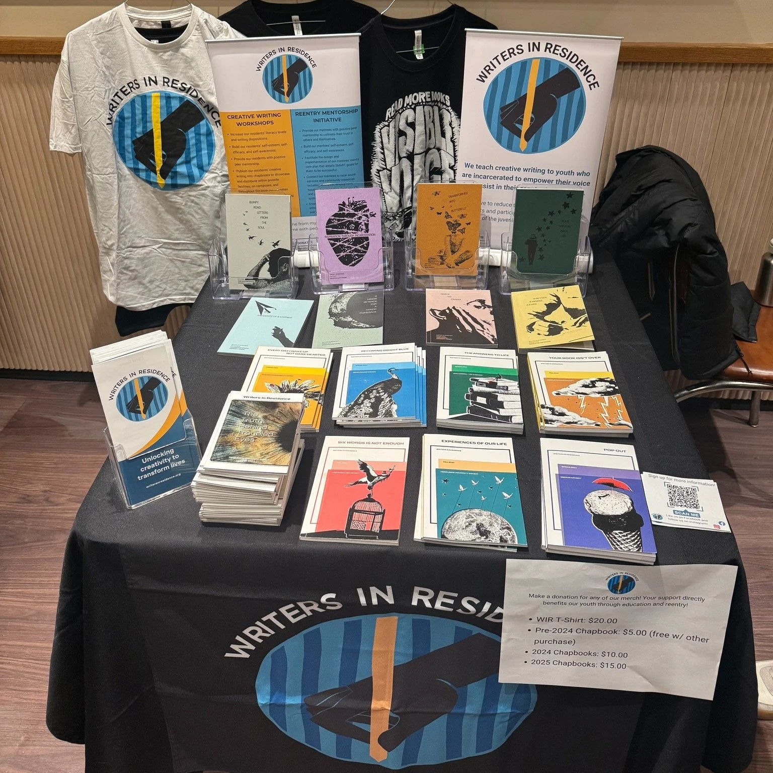 Yesterday, our team attended the Writers in Residence Fundraiser + Chapbook Release at Visible Voice Books.

@writersinresidence teaches creative writing to youth who are incarcerated to empower their voices and assist in their re-entry into society.