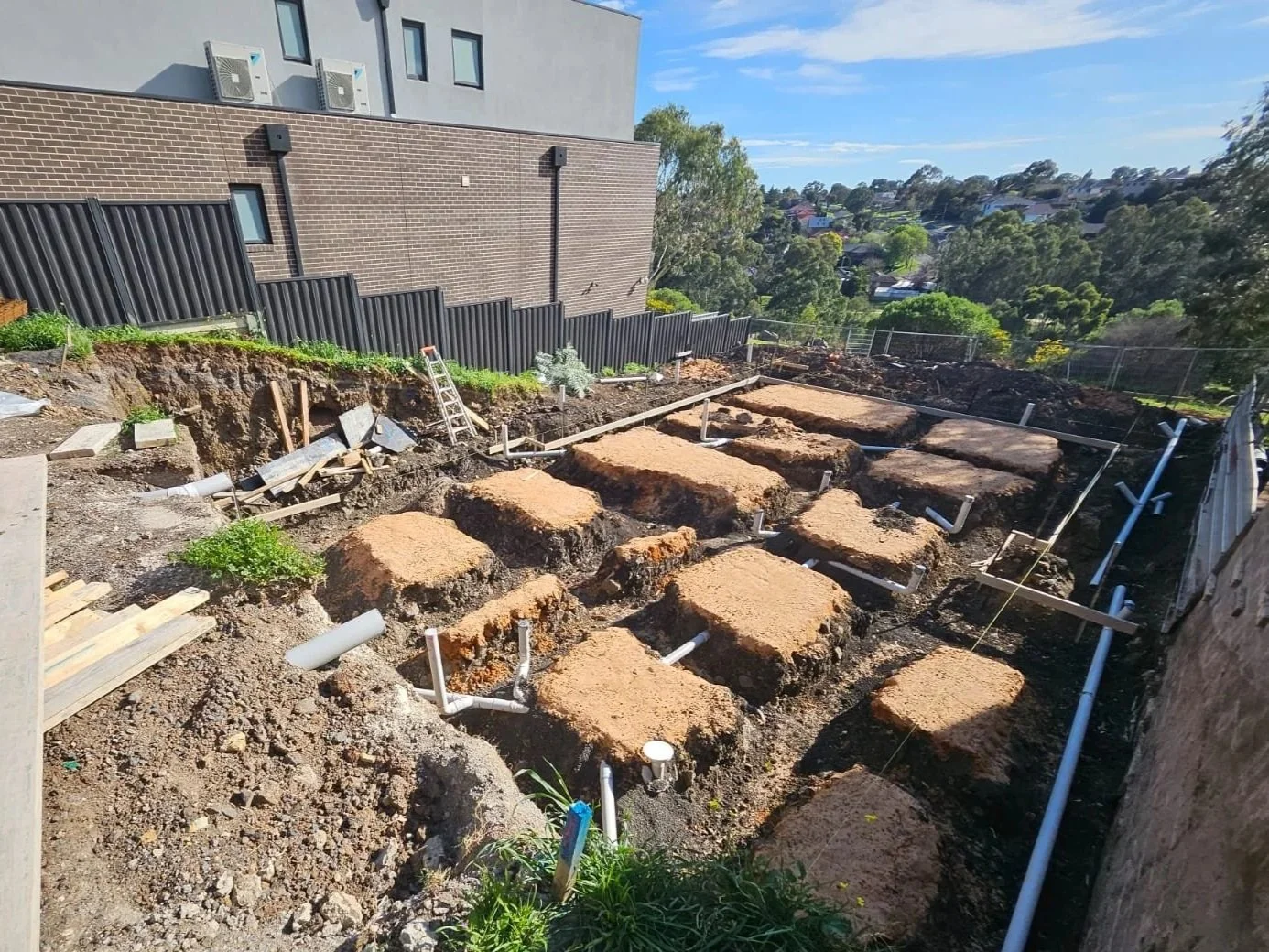 Multi-unit dwelling in Sunshine