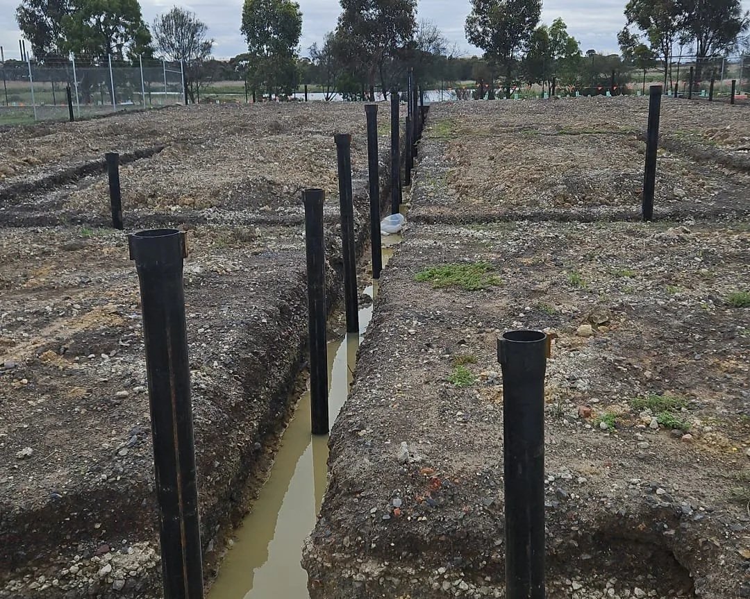 locating and confirming the dimensions of a site cut in Altona