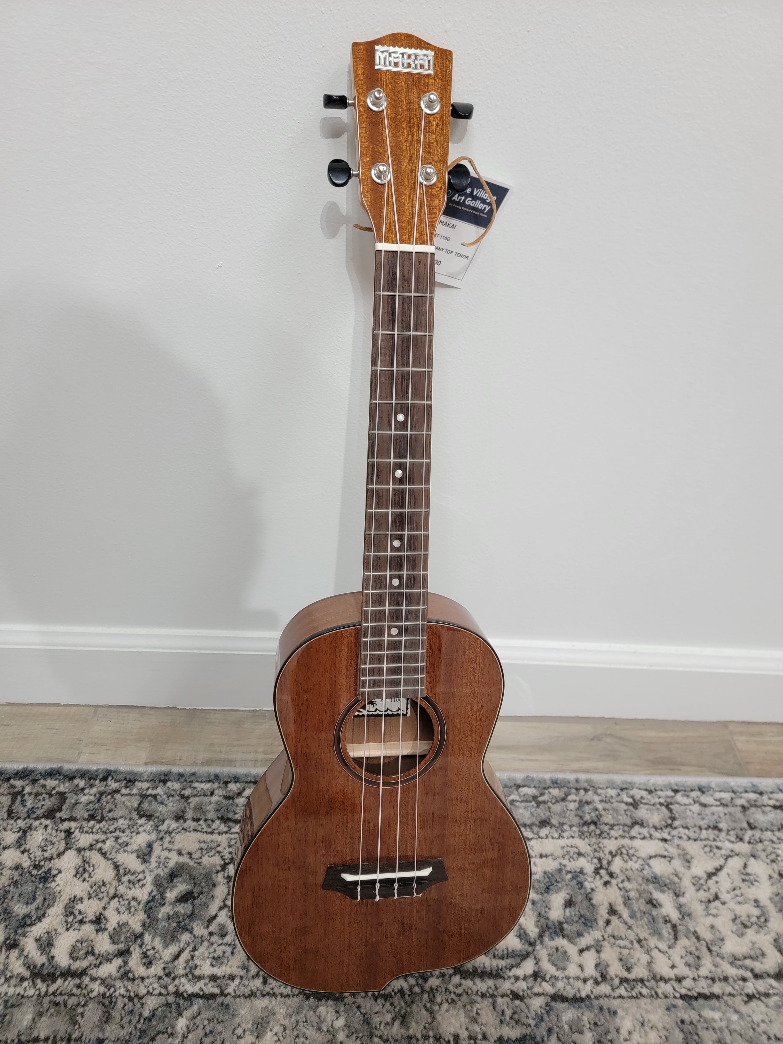 Makai solid Mahagony Tenor