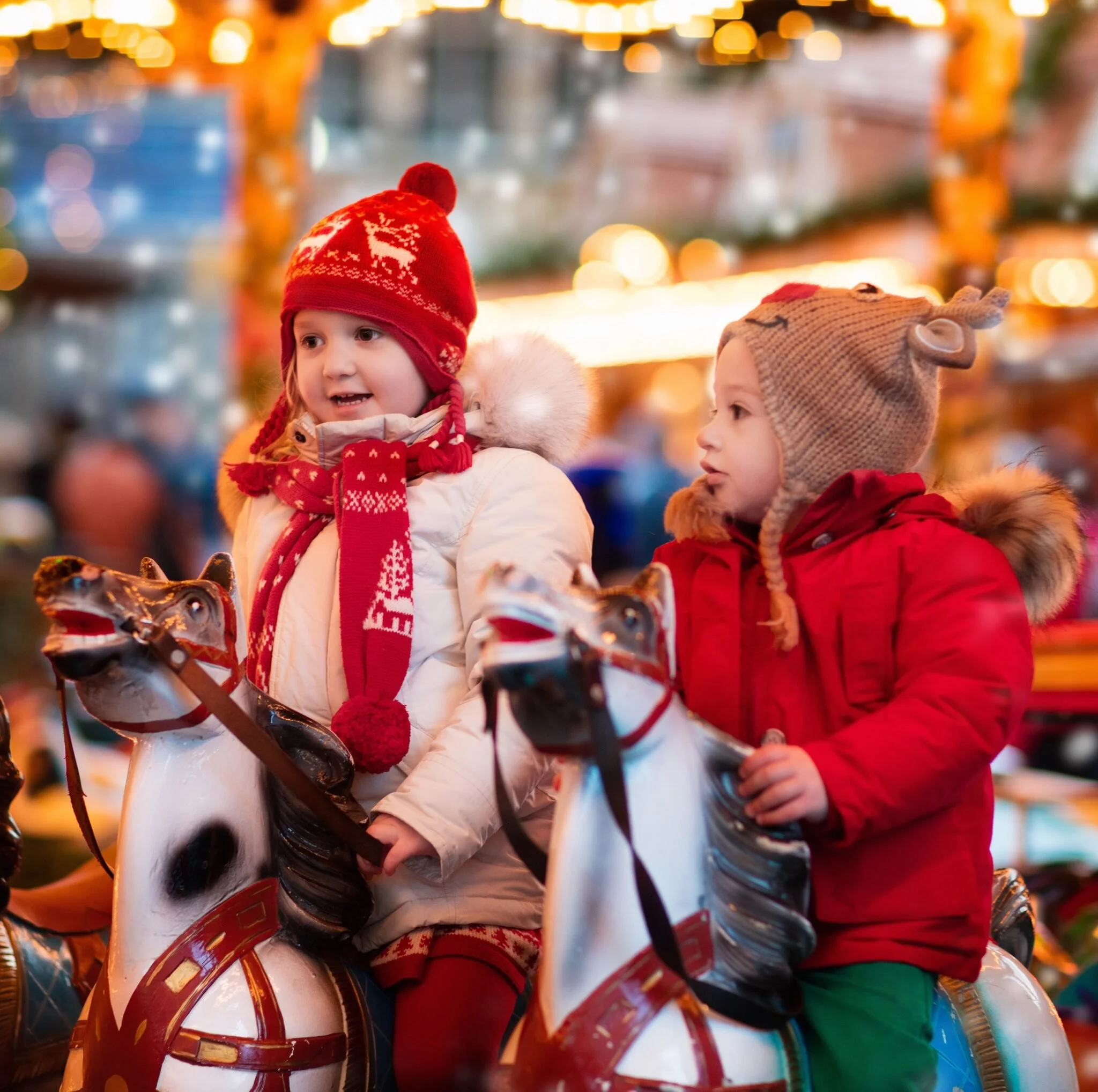 CHRISTMAS CAROUSEL