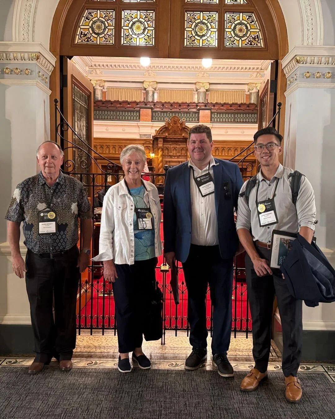 Great to welcome Osoyoos City Council to the BC Legislature! Always a pleasure to see local leaders engaging directly in our provincial processes. 

#BoundarySimilkameen #Osoyoos #BCLegislature #LocalLeadership