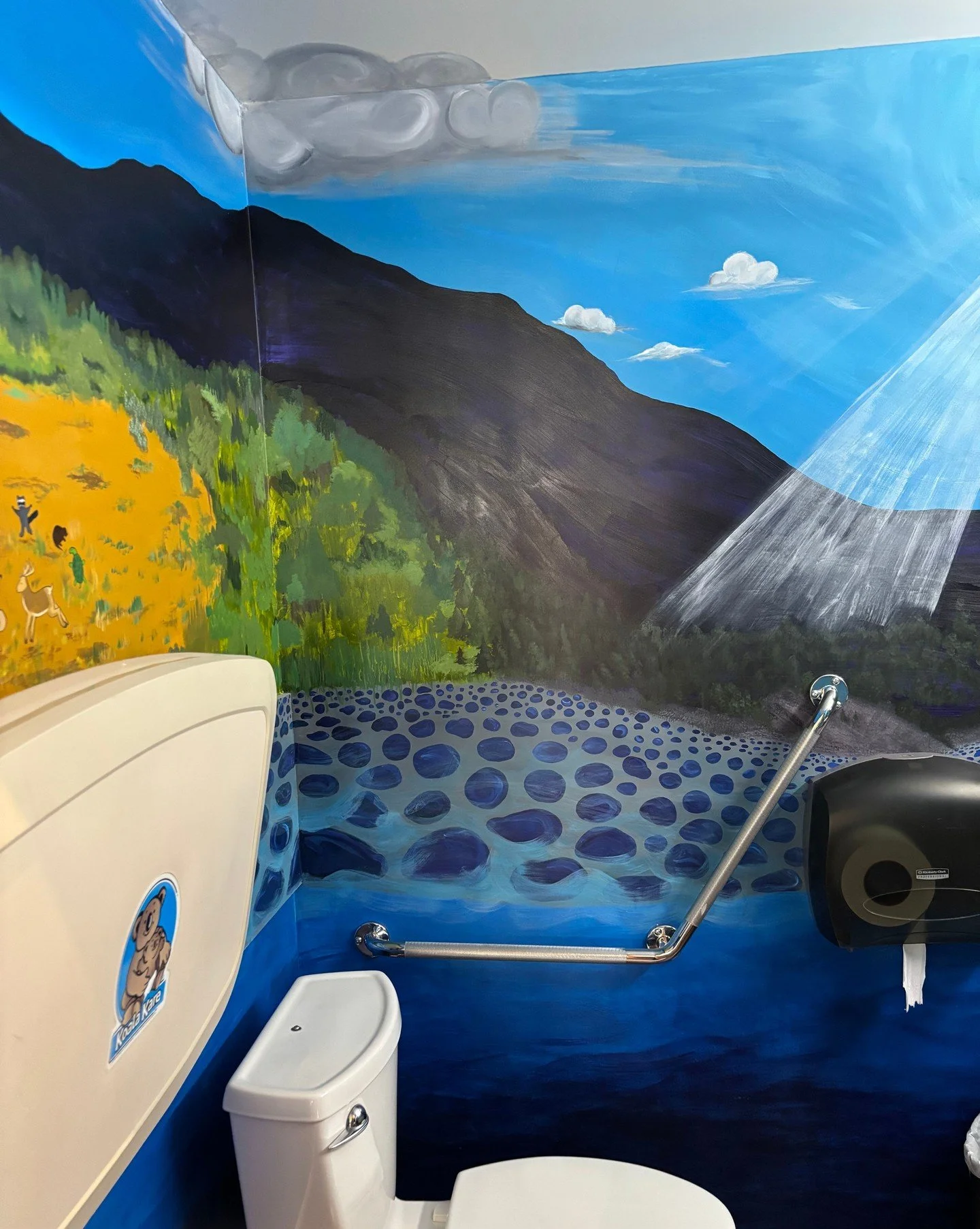 On behalf of MLA Donegal Wilson, Constituency Assistant Ainsley attended the grand opening of the Keremeos Visitors Centre.

Exciting to see this new hub connecting people to everything the Similkameen has to offer.

Thank you to the Lower Similkamee