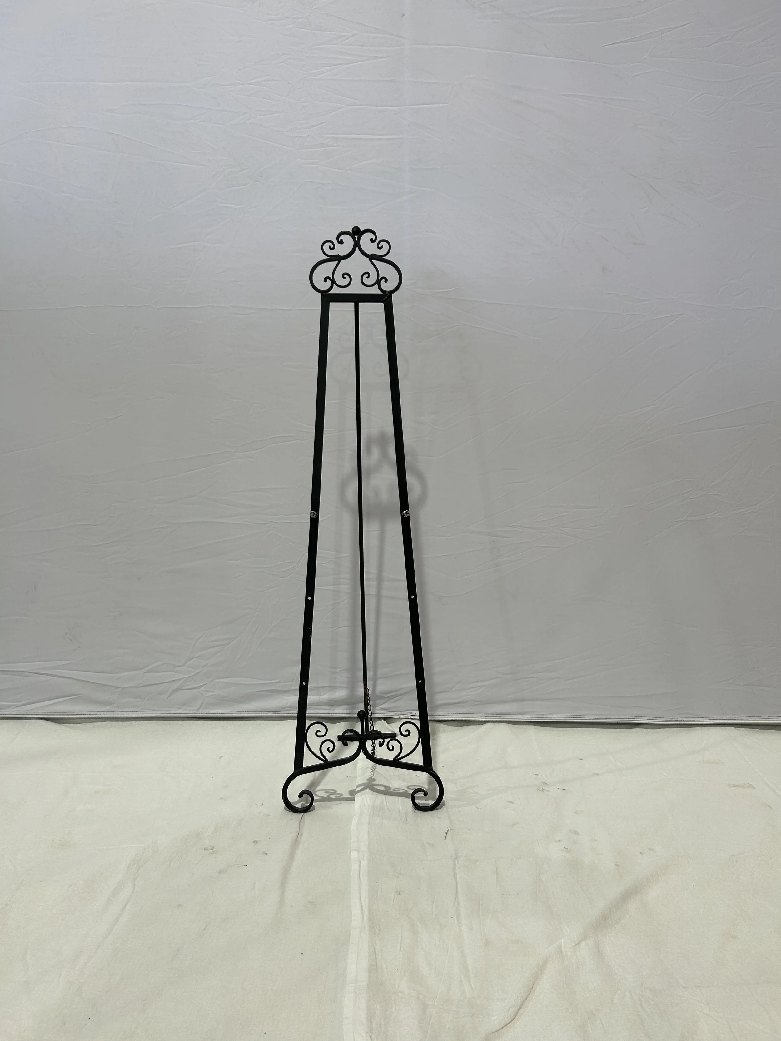 black ornate easel.jpg