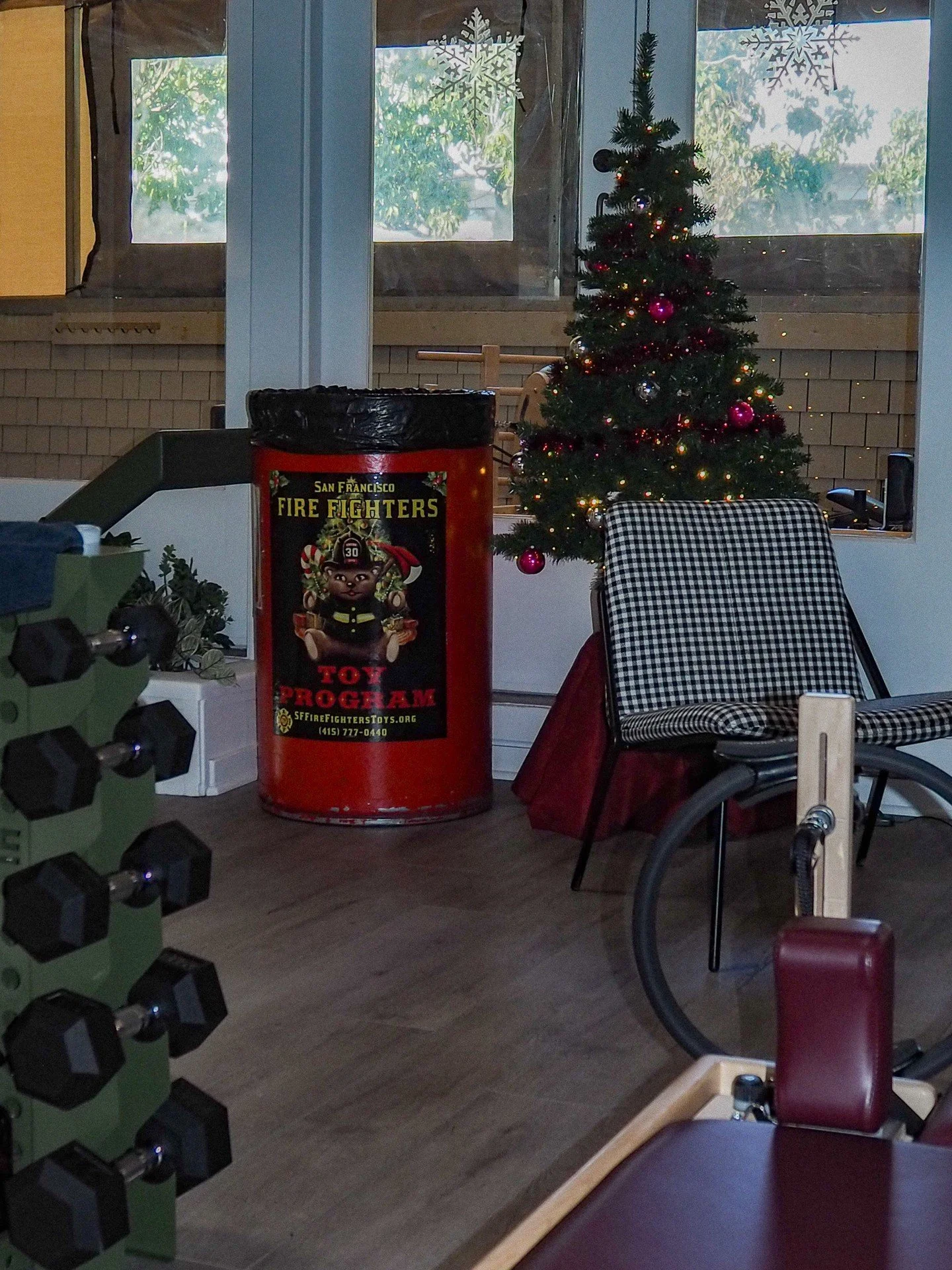 This holiday season, we&rsquo;re proud to support the SF Firefighters Toy Program 🤍

We have a toy drive bin at the studio now through Christmas. New, unwrapped toys will go directly to families and children in need throughout our community.

Thank 