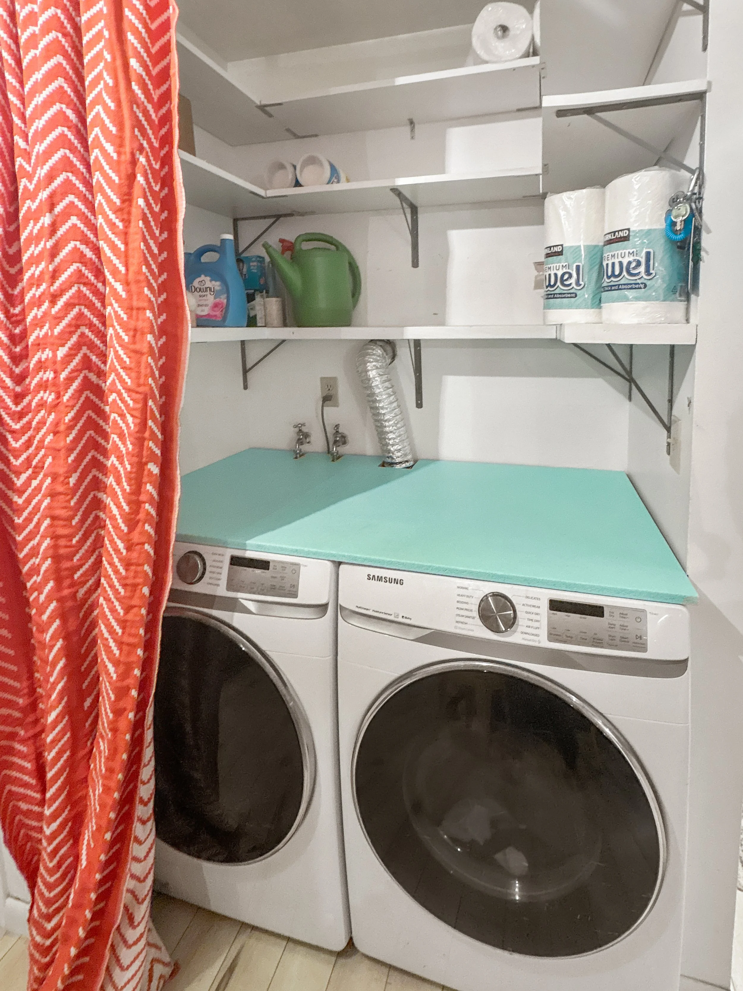_Upstairs Laundry Room.jpg