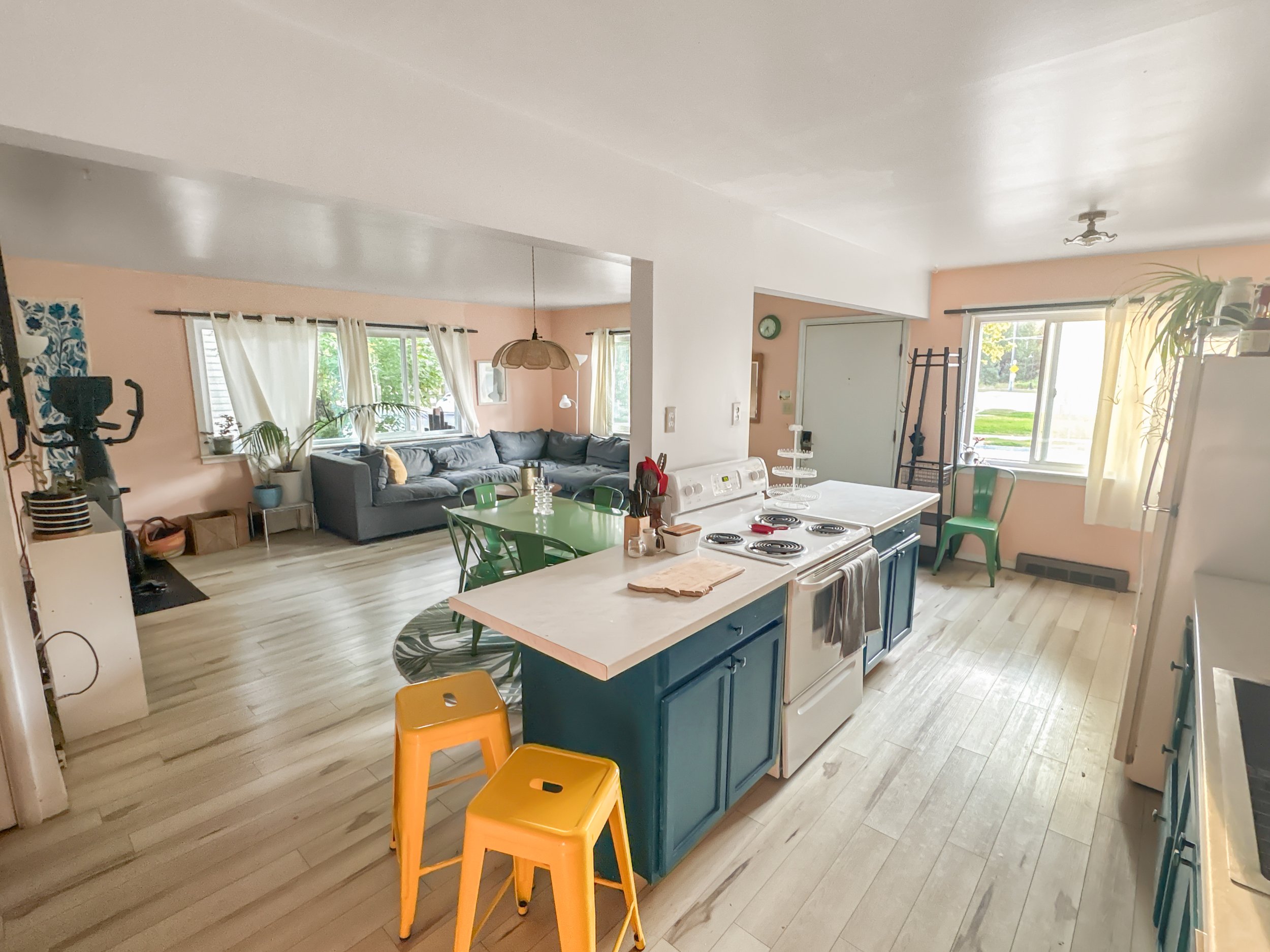 Upstairs Living Kitchen2.jpg