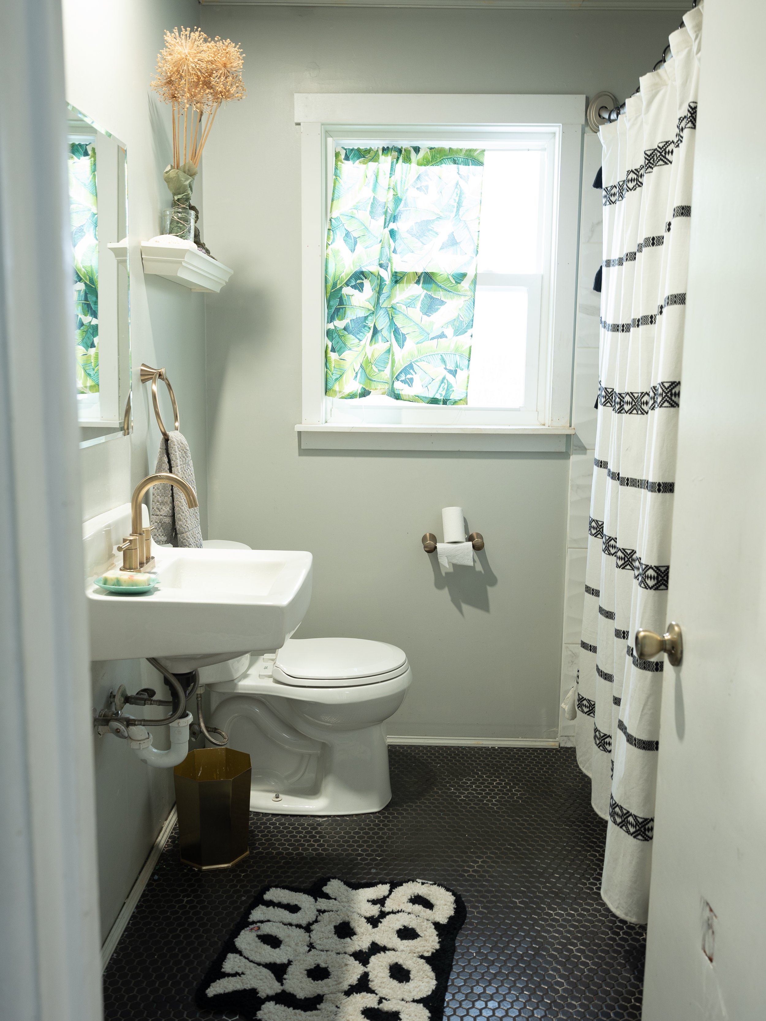 Upstairs Bathroom.jpg