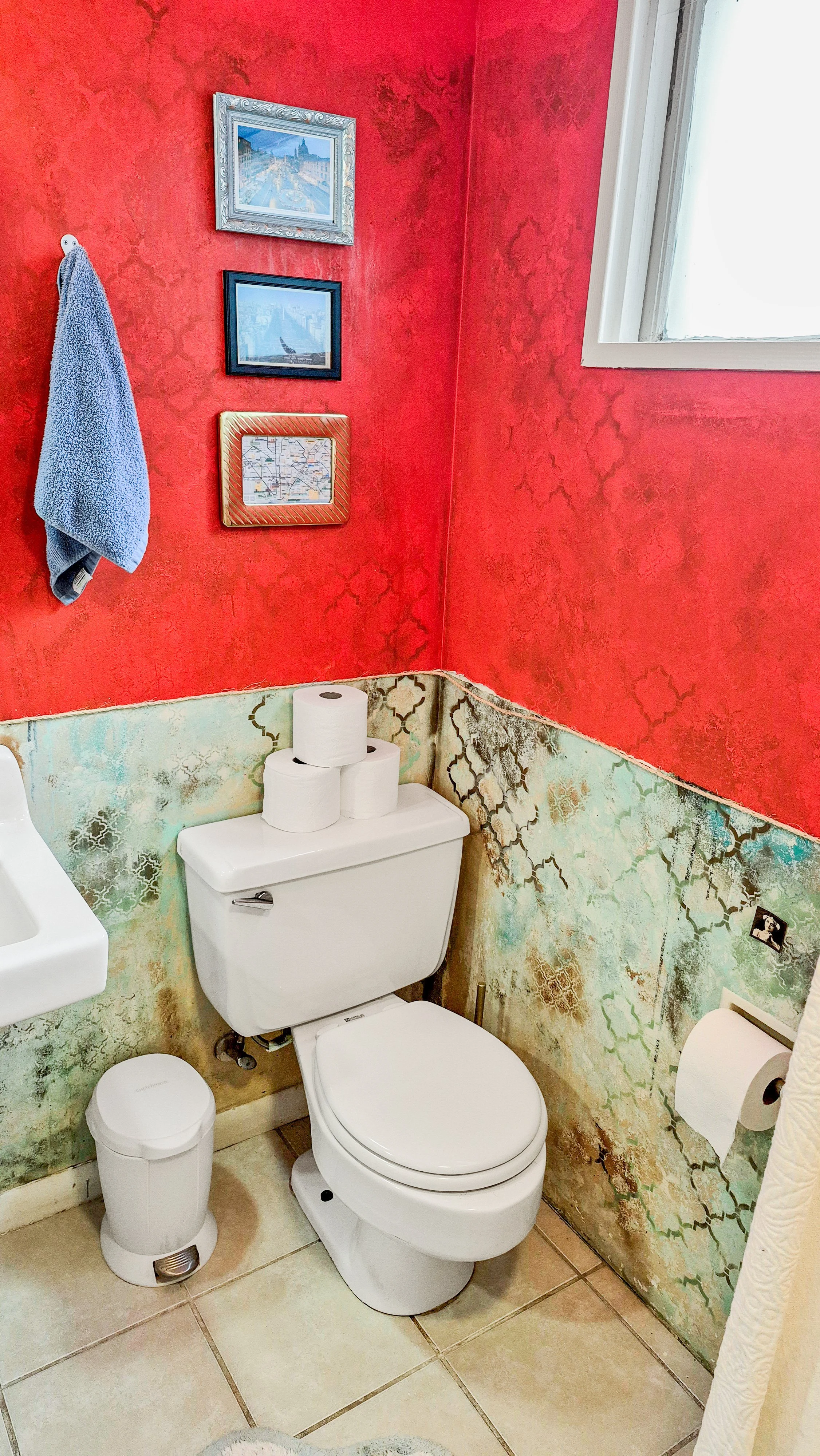 Downstairs Bathroom.1.jpg