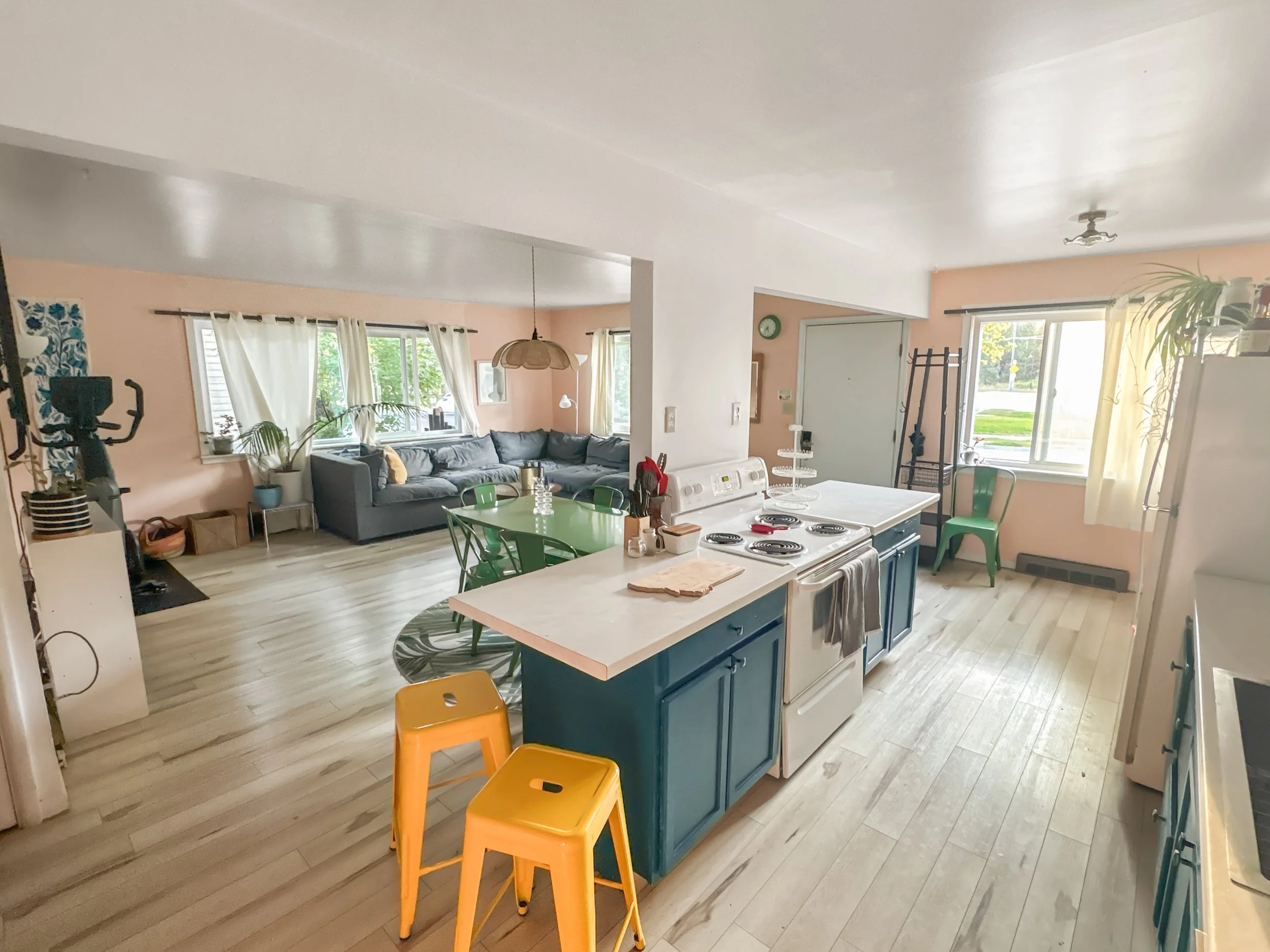 Upstairs Living Kitchen2.jpg