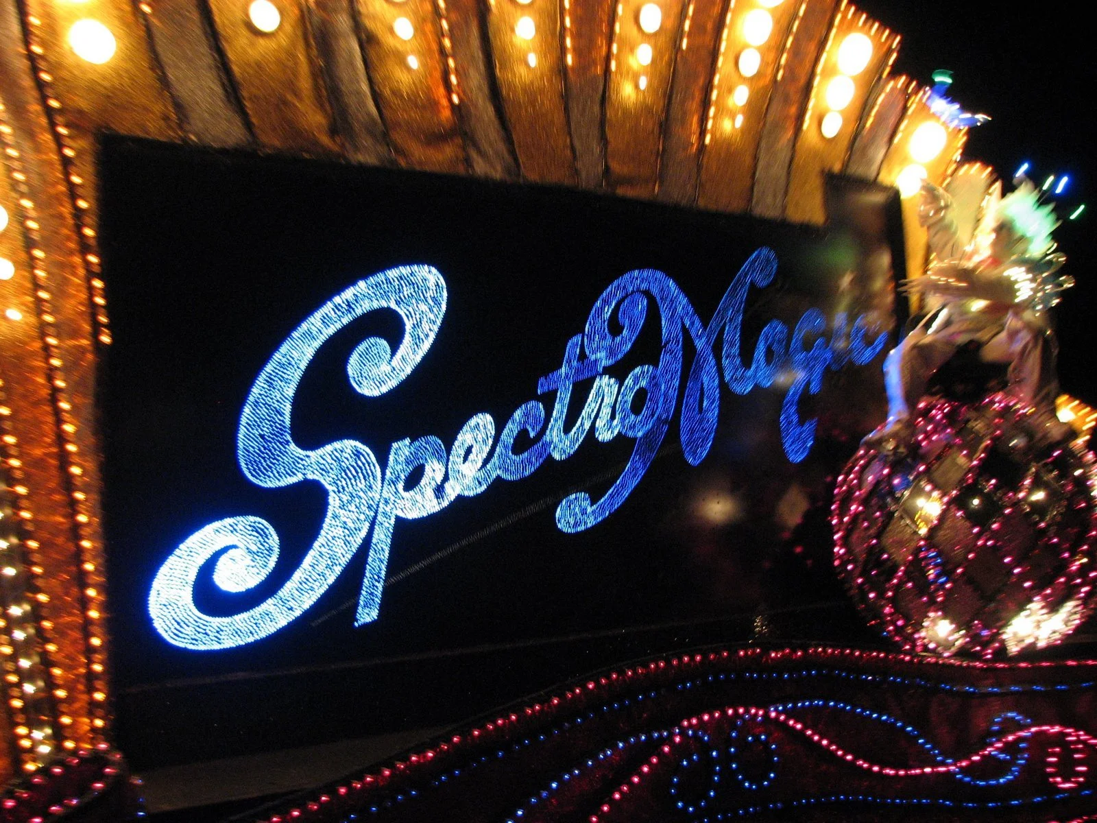 Flashback Post: SpectroMagic from Around the Magic Kingdom