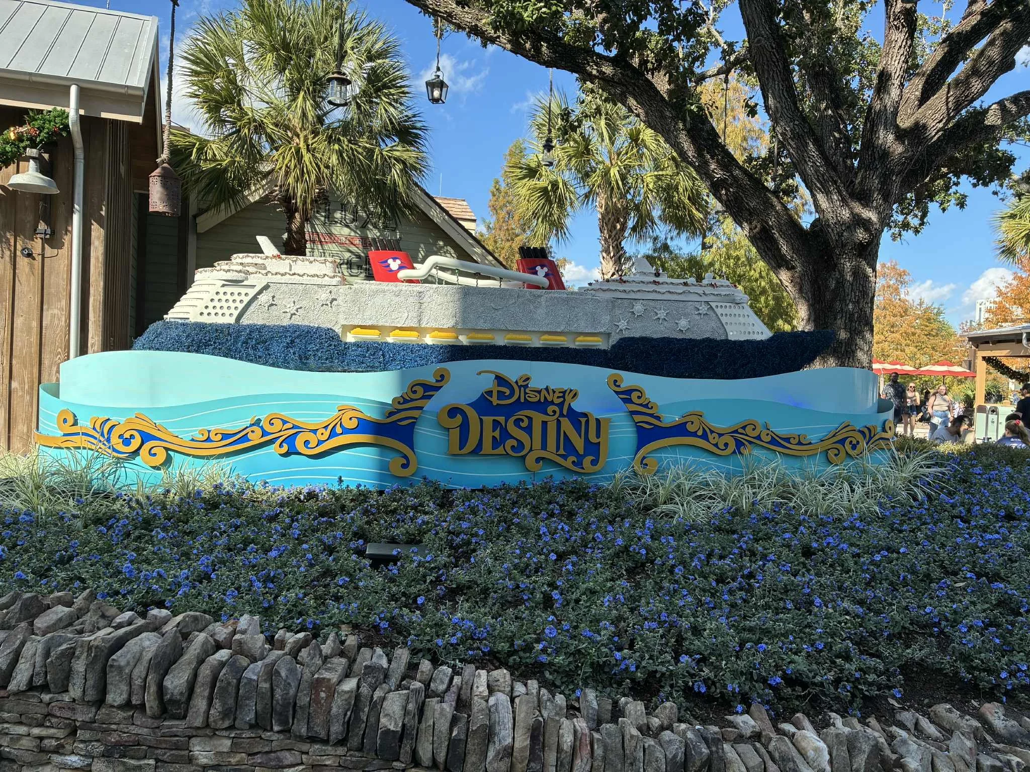 tree stroll cruise ship.jpg