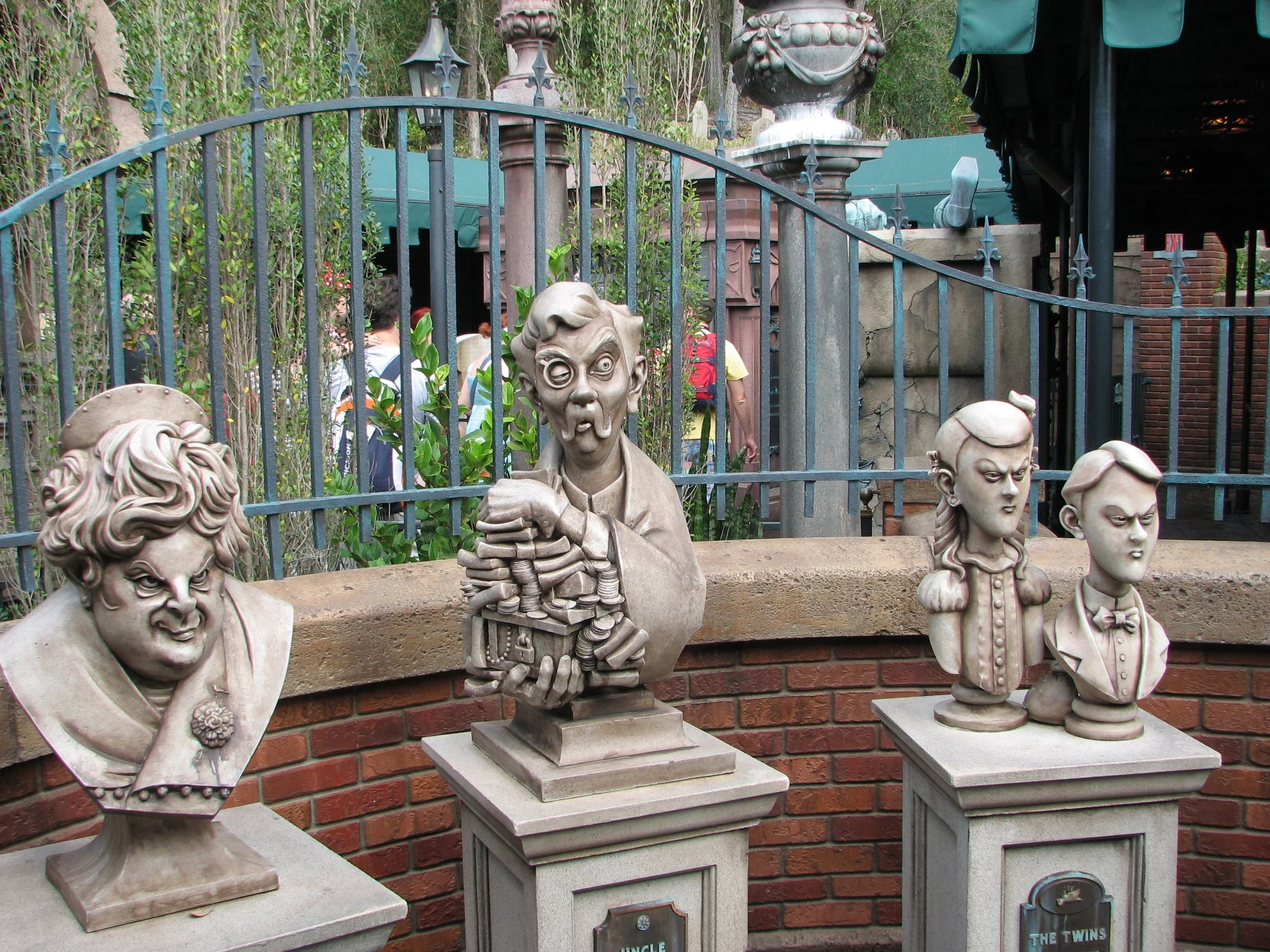 Beyond the Ride: Exploring the Immersive Queues of Walt Disney World