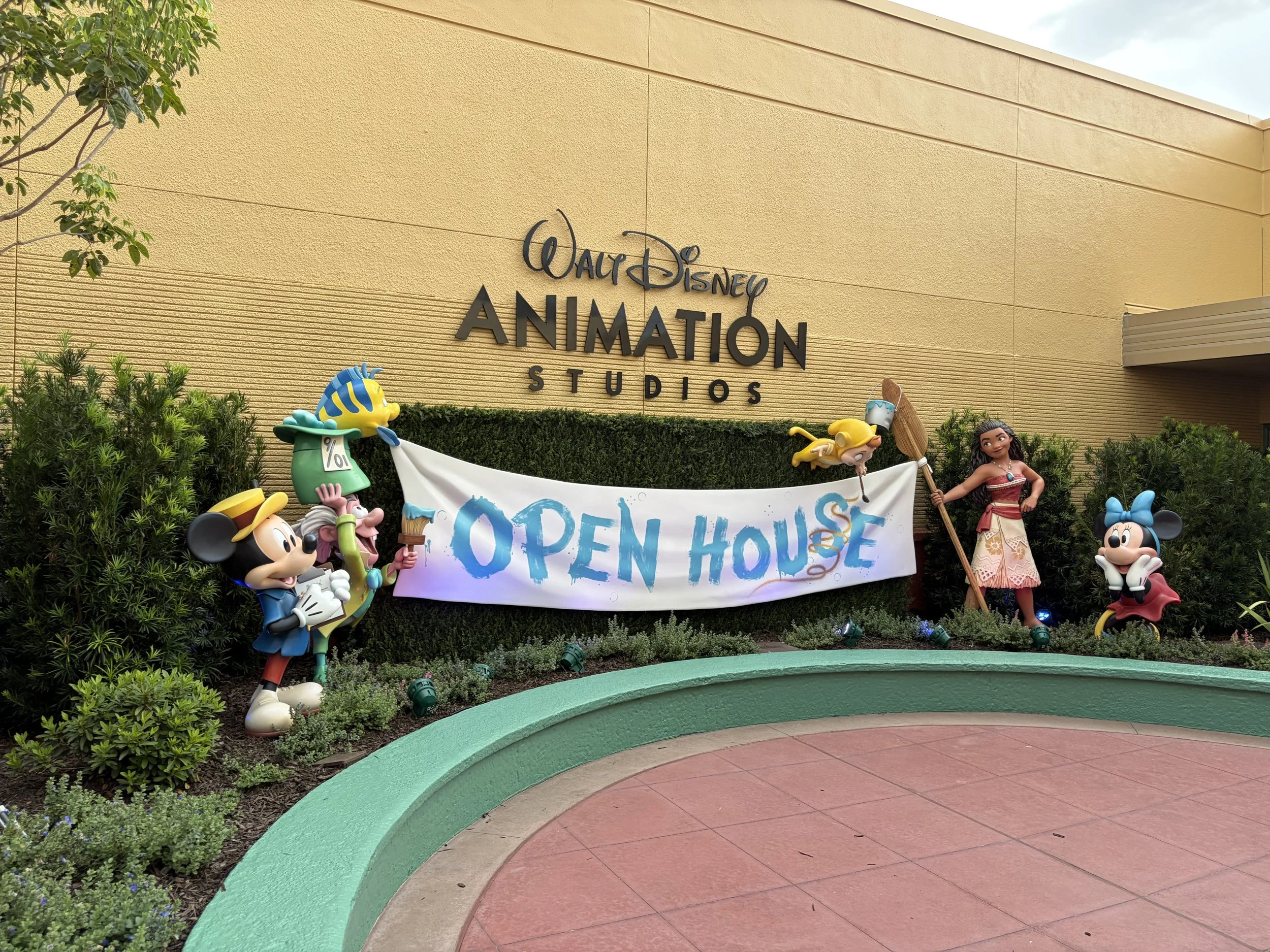 The Magic of Disney Animation: A Brand-New World of Disney Creativity at Hollywood Studios