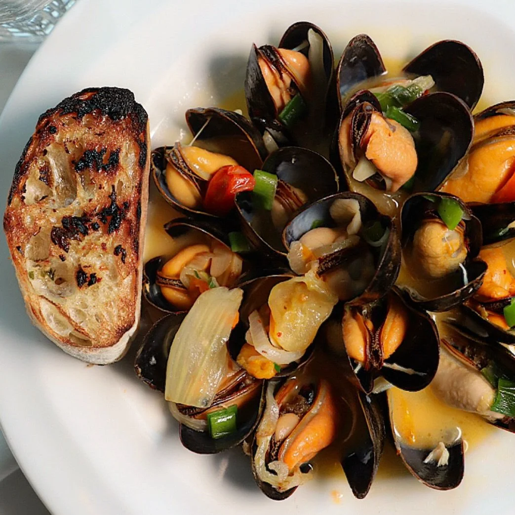 Briny, buttery, and straight from the Maine coast. Our mussels aren&rsquo;t just a dish you order&hellip;..they&rsquo;re one you crave 🤤 #oldvillageinnogunquit