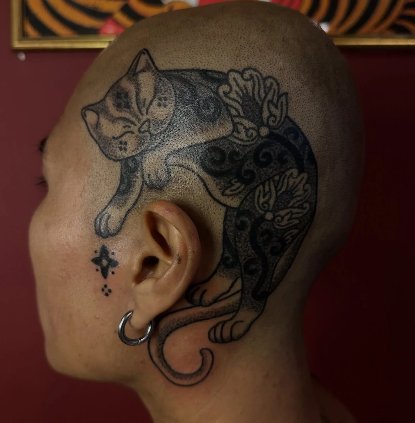 ❈ Done by Handpoke ❈

Inspired by Monmon cats, but made with some Pokeahontas ✨flair✨. 
My favourite part of this piece was listening closely to the assignment, while staying true to the ornamental style I devote myself to.

A beautiful way to close 