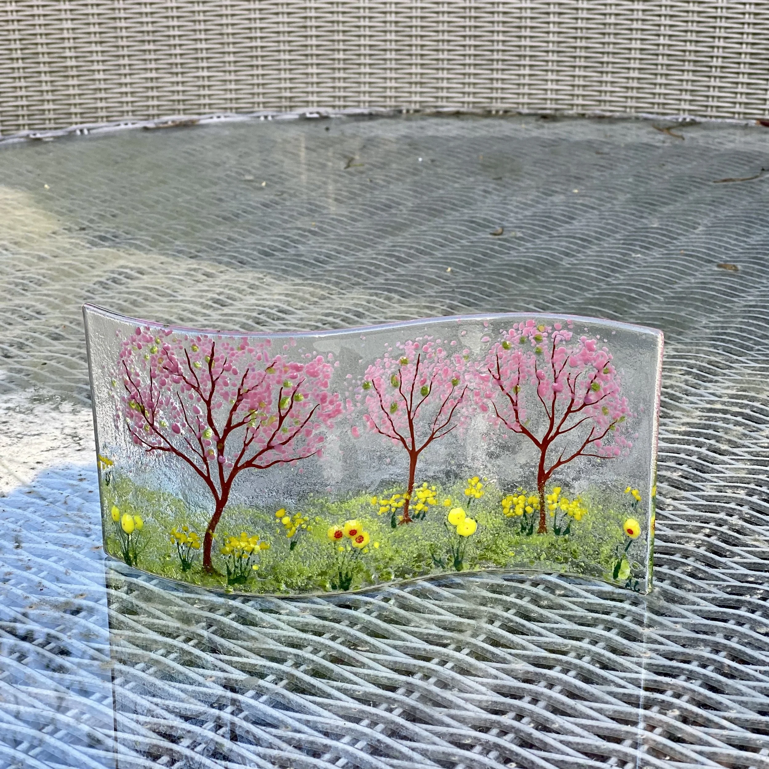 Pink Blossom and Daffodil S-bend