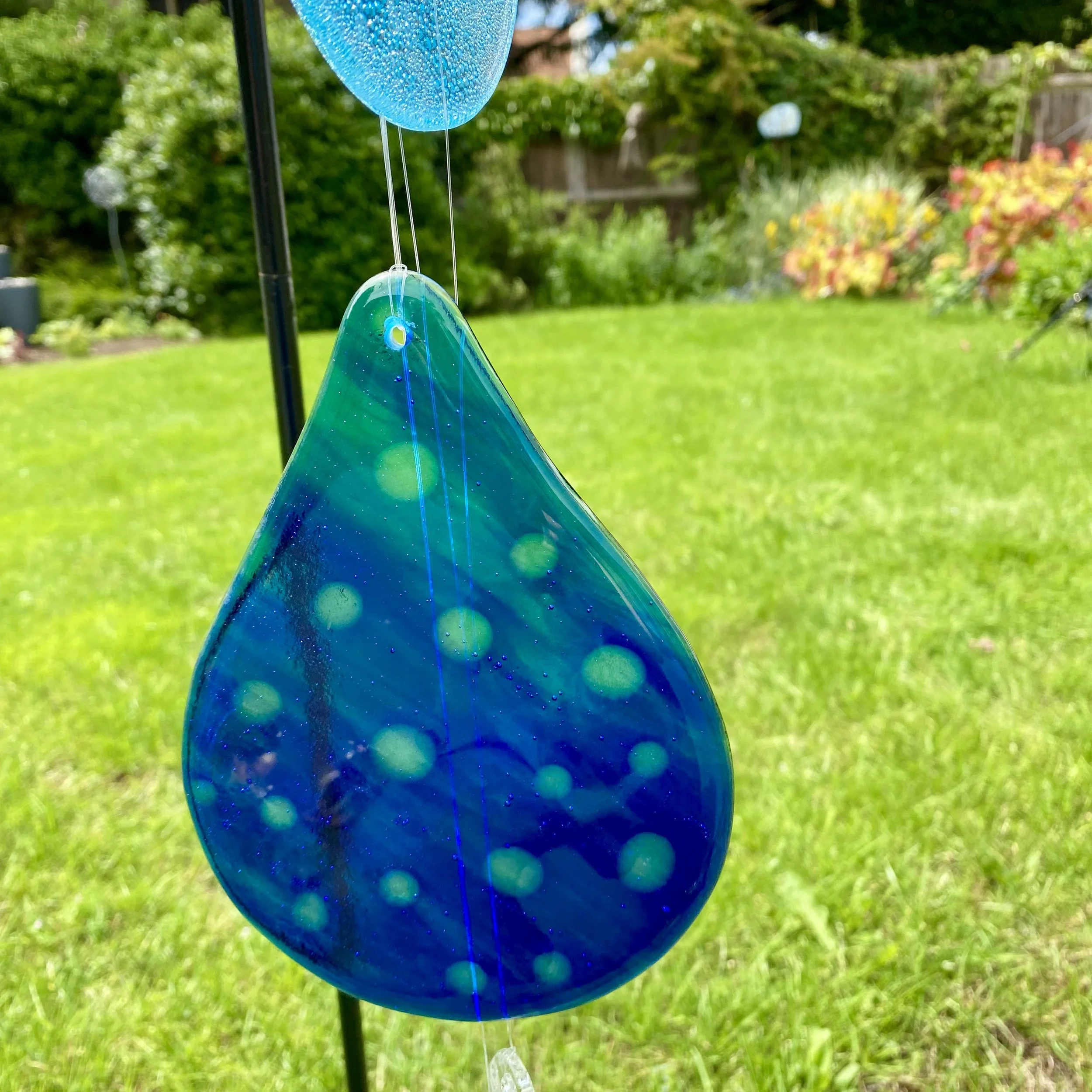 Blue Spot Medium Raindrop