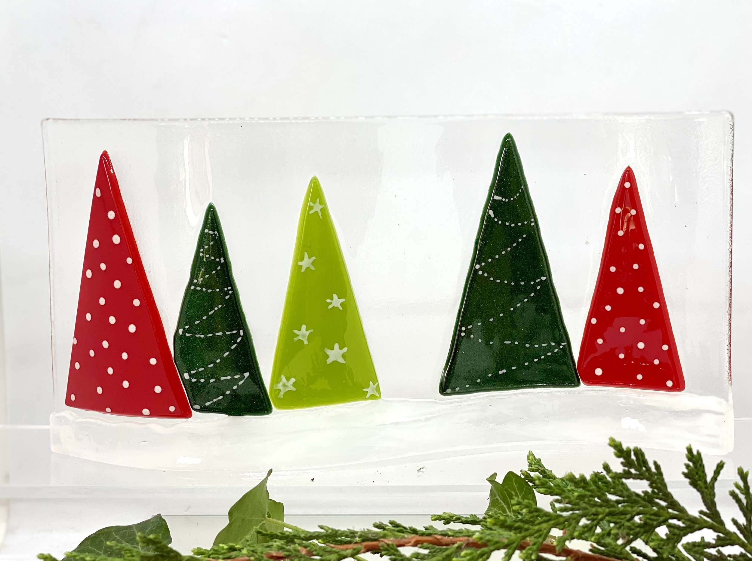 Scandi Christmas trees S-bend