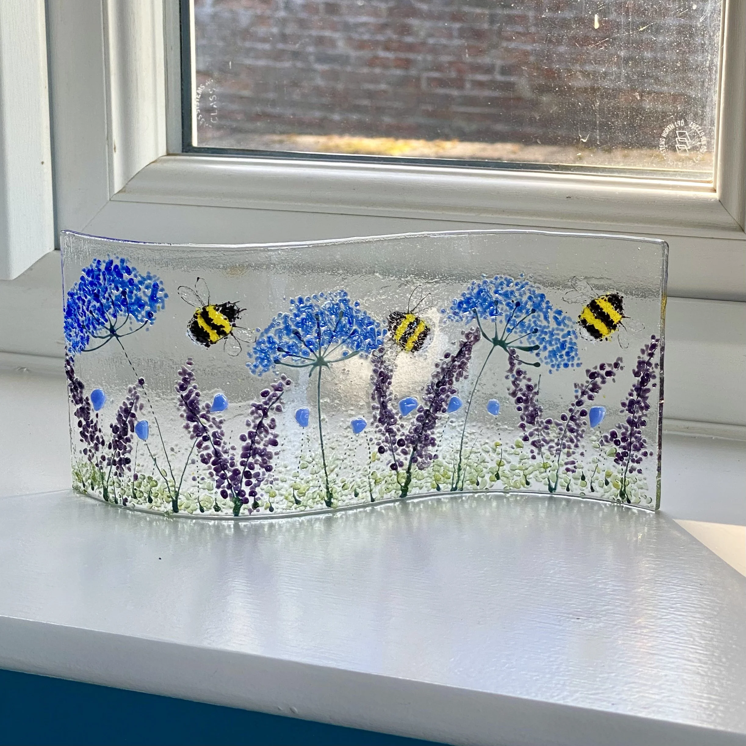 Bees and Alliums S -  bend