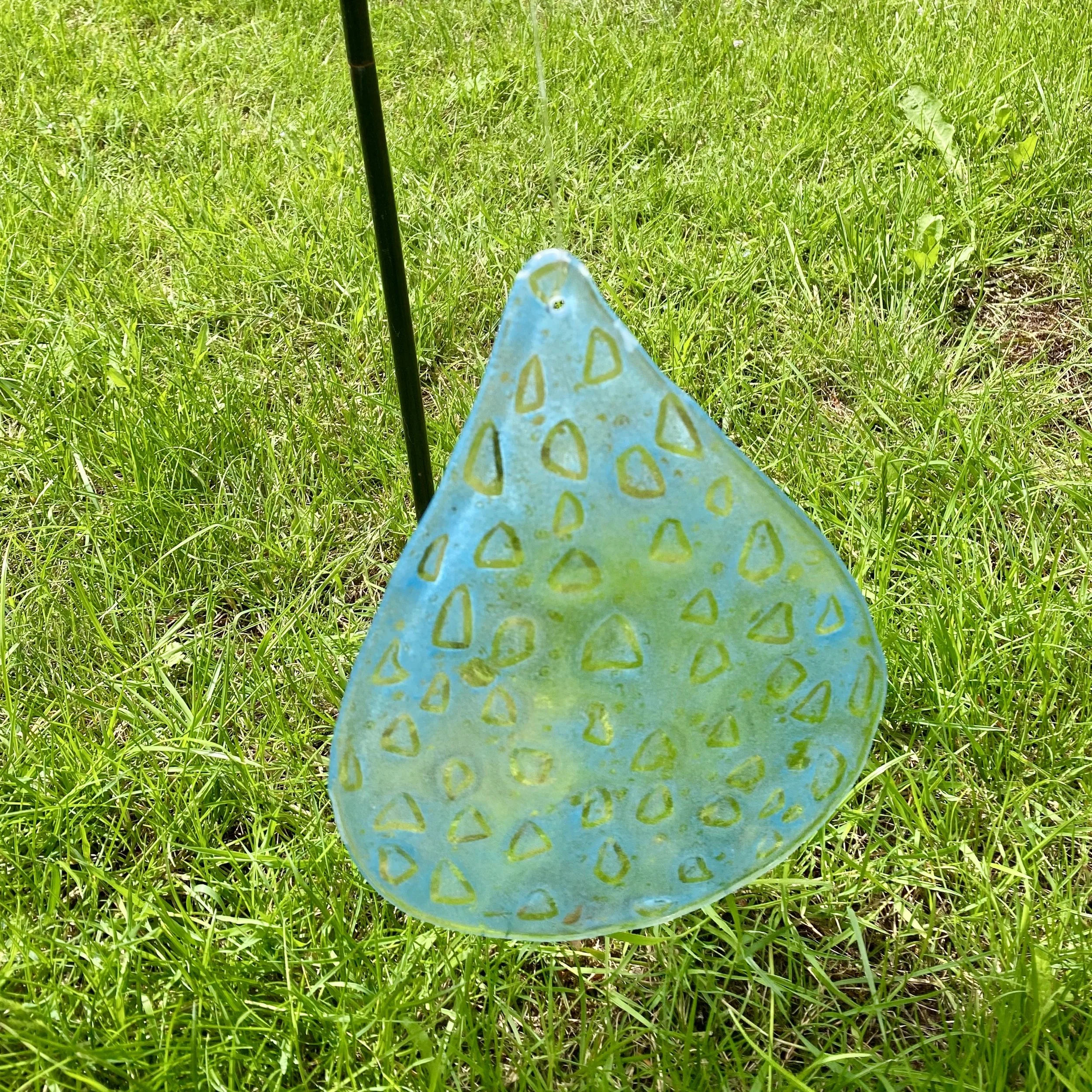 Blue Shadow Large Raindrop