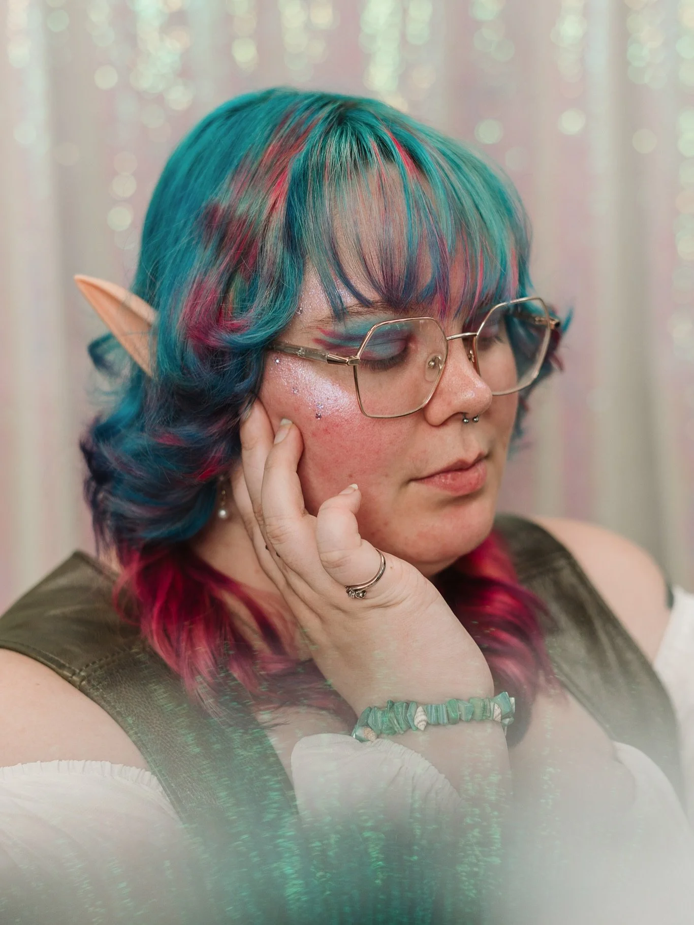 Fairycore hair dreams? Consider them granted. 🧚&zwj;♀️ Step into a world of color + creativity at Alfa Jae Salon.

📲 Appointments available &mdash; link in bio to book yours!

#AlfaJaeSalon #HairTransformation #FantasyHair #SalonMagic #HairInspo #R