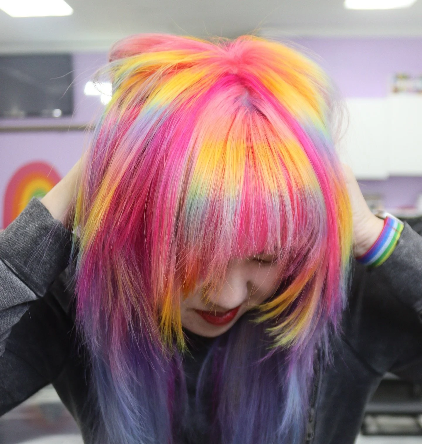 Loving this pastel neon vibe 😍 by @_jaebee_ using @dangerjonesbold #vividhair #raleighvivids #alfajaesalon