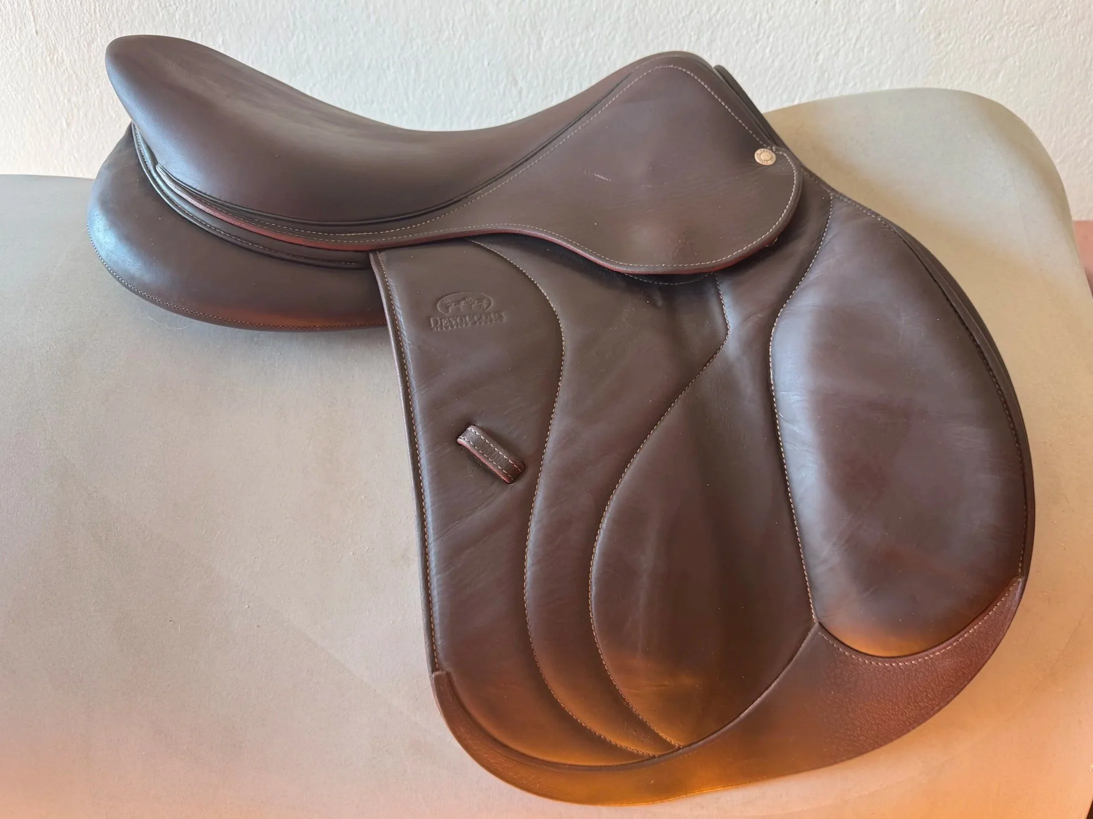 17" Devoucoux Biarritz S Saddle - 2018 - 2N - Full Buffalo - Right View