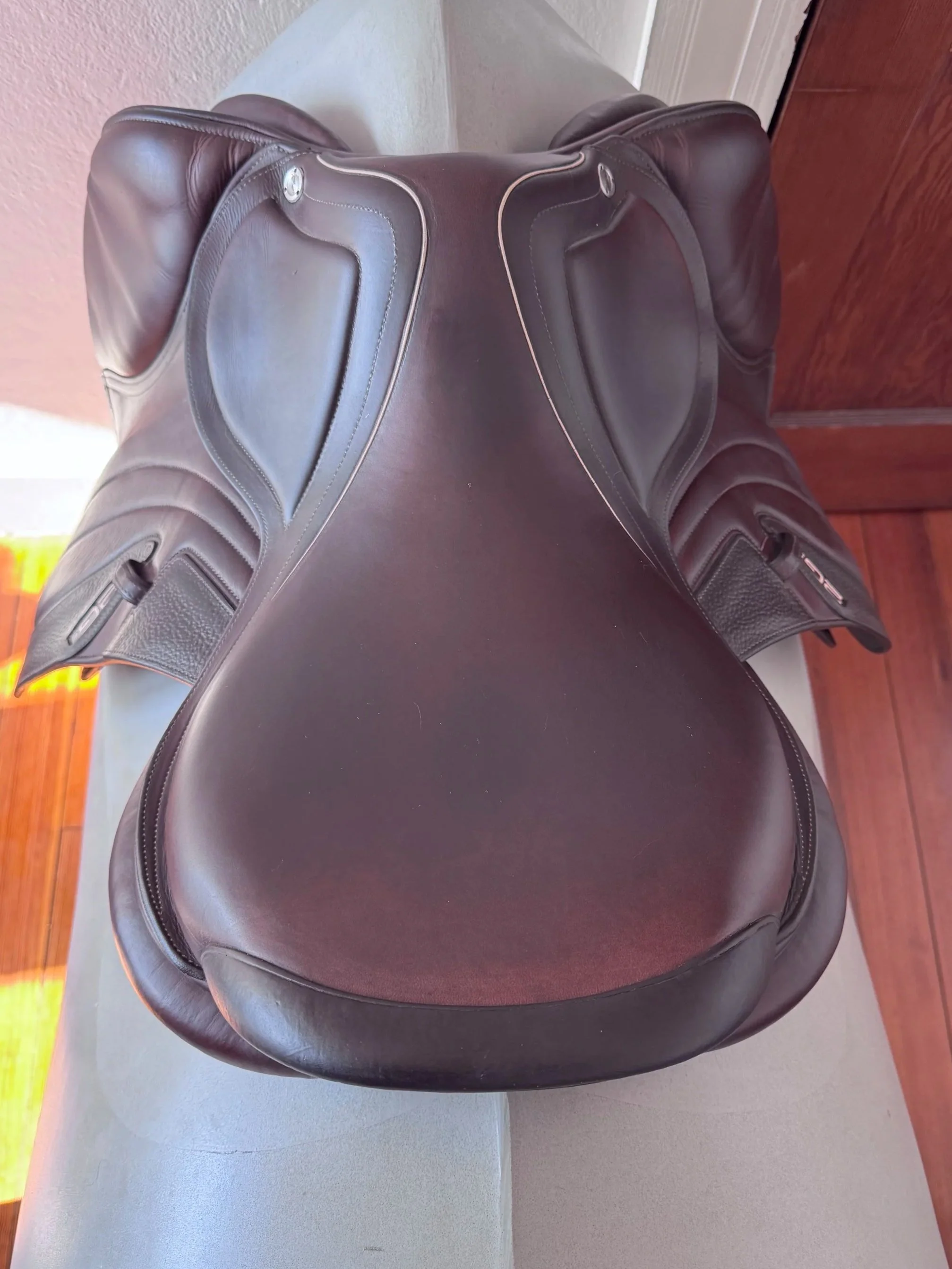 17.5" CWD SE31 Mademoiselle 2Gs Saddle - 2020 - 2C - Full Buffalo - Seat 3