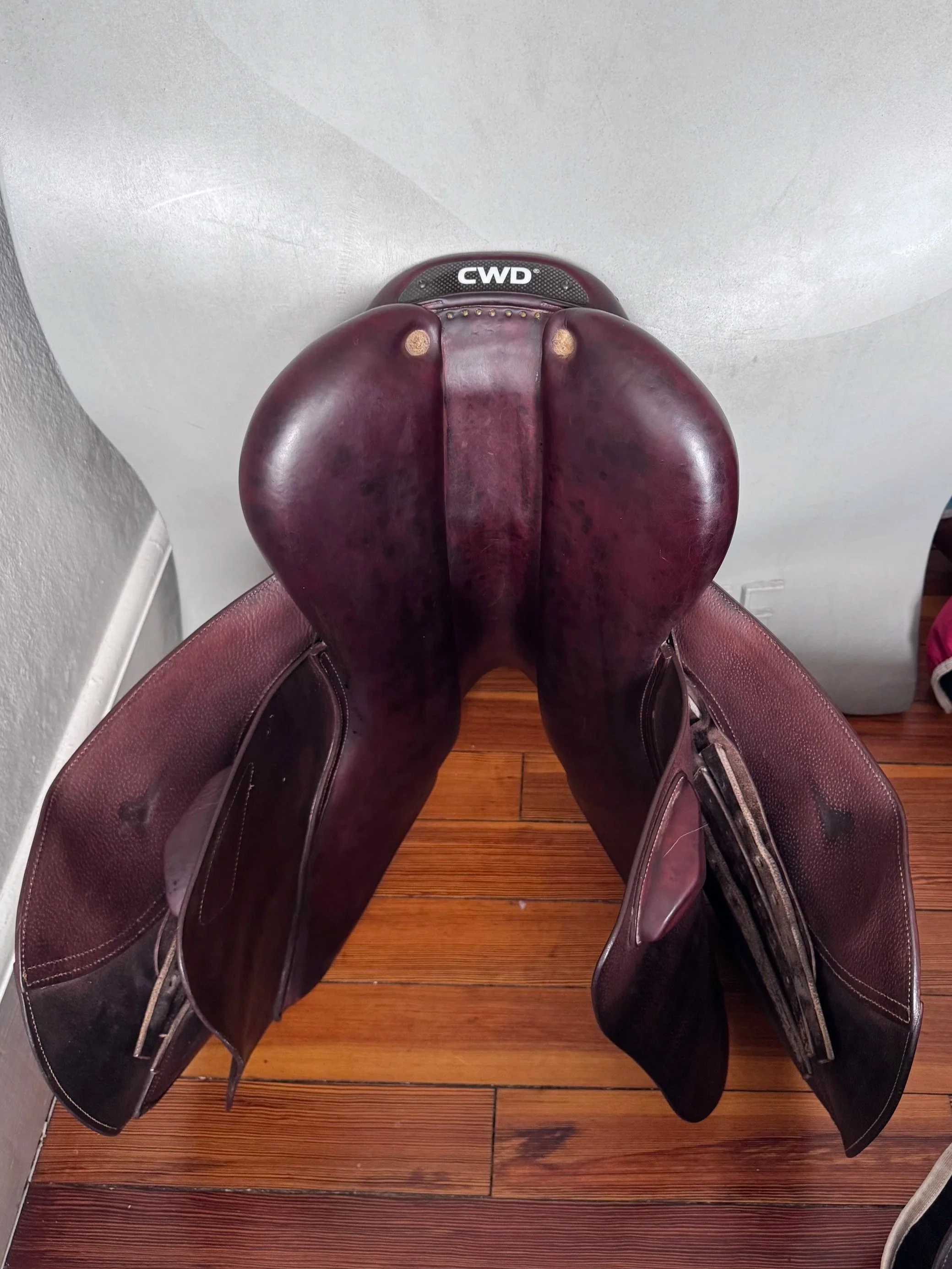 17" CWD SE29 Hunter 2Gs Saddle - 2017 - 2L - Grain / Buffalo - Tree