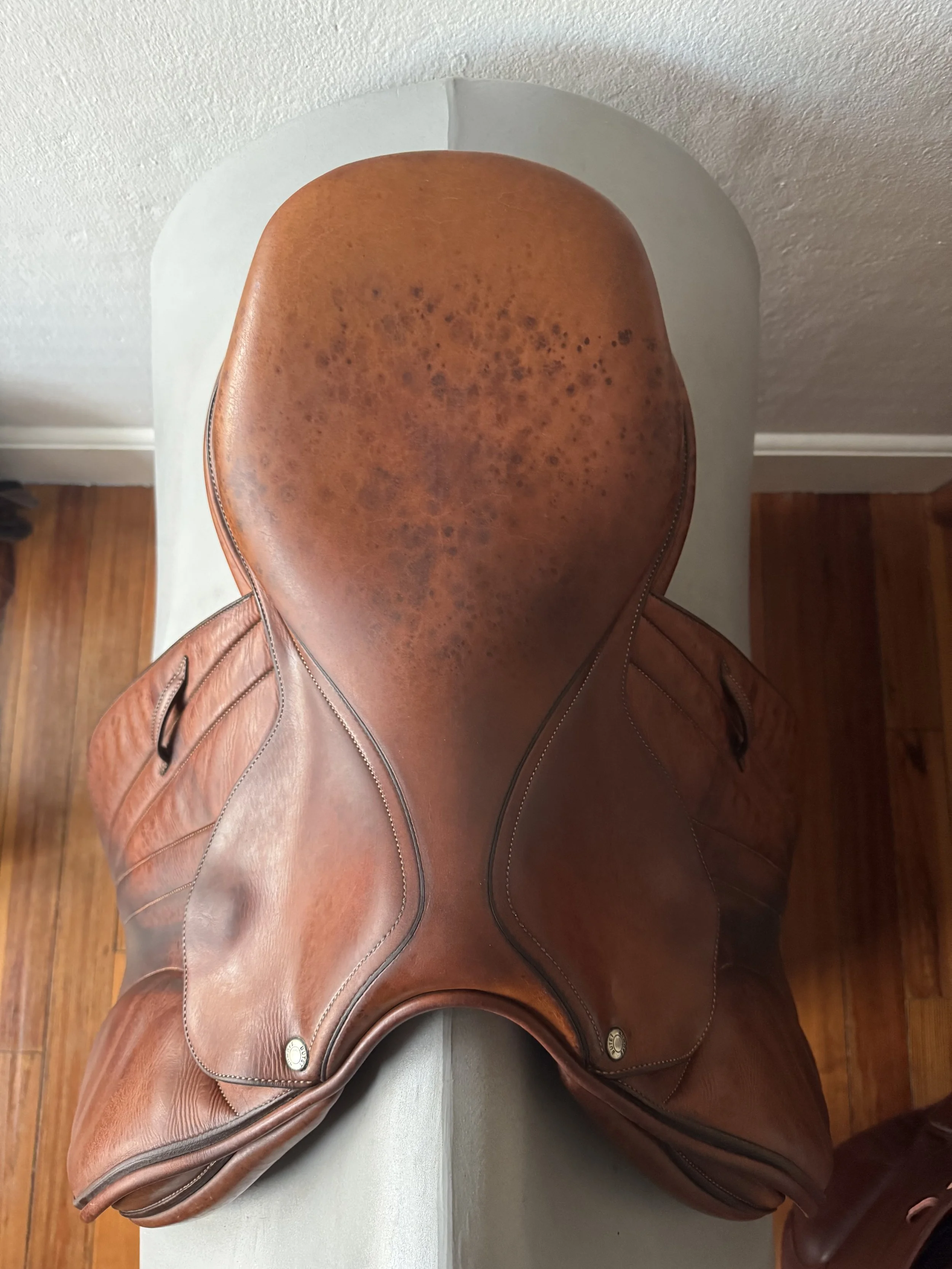 17.5" Butet Premium Saddle - 1.5 Flaps - Integrated Panels - 4.5" Tree - Seat 3