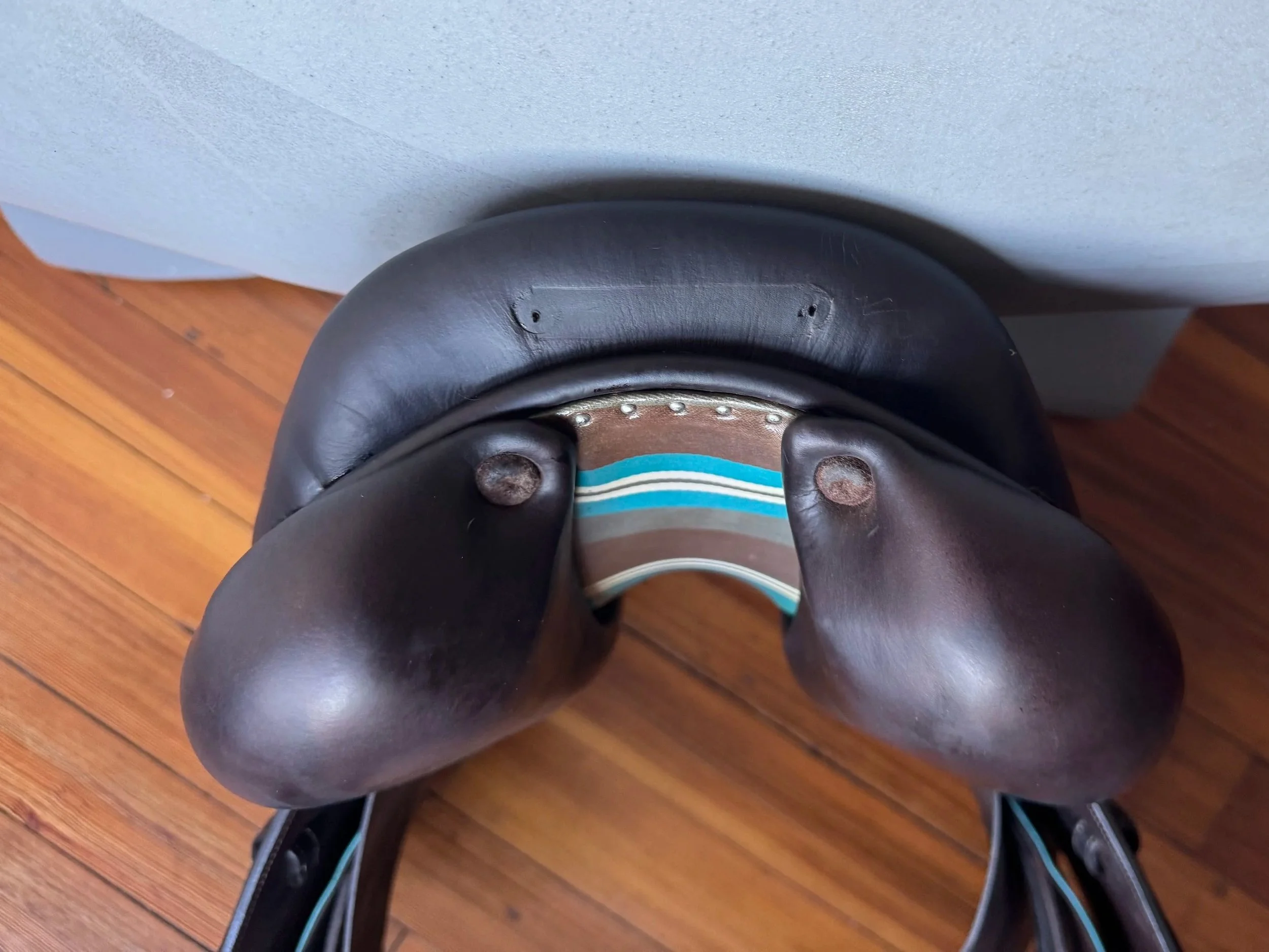 17" Voltaire Palm Beach Pro Saddle - 2019 - Full Buffalo - Cantle