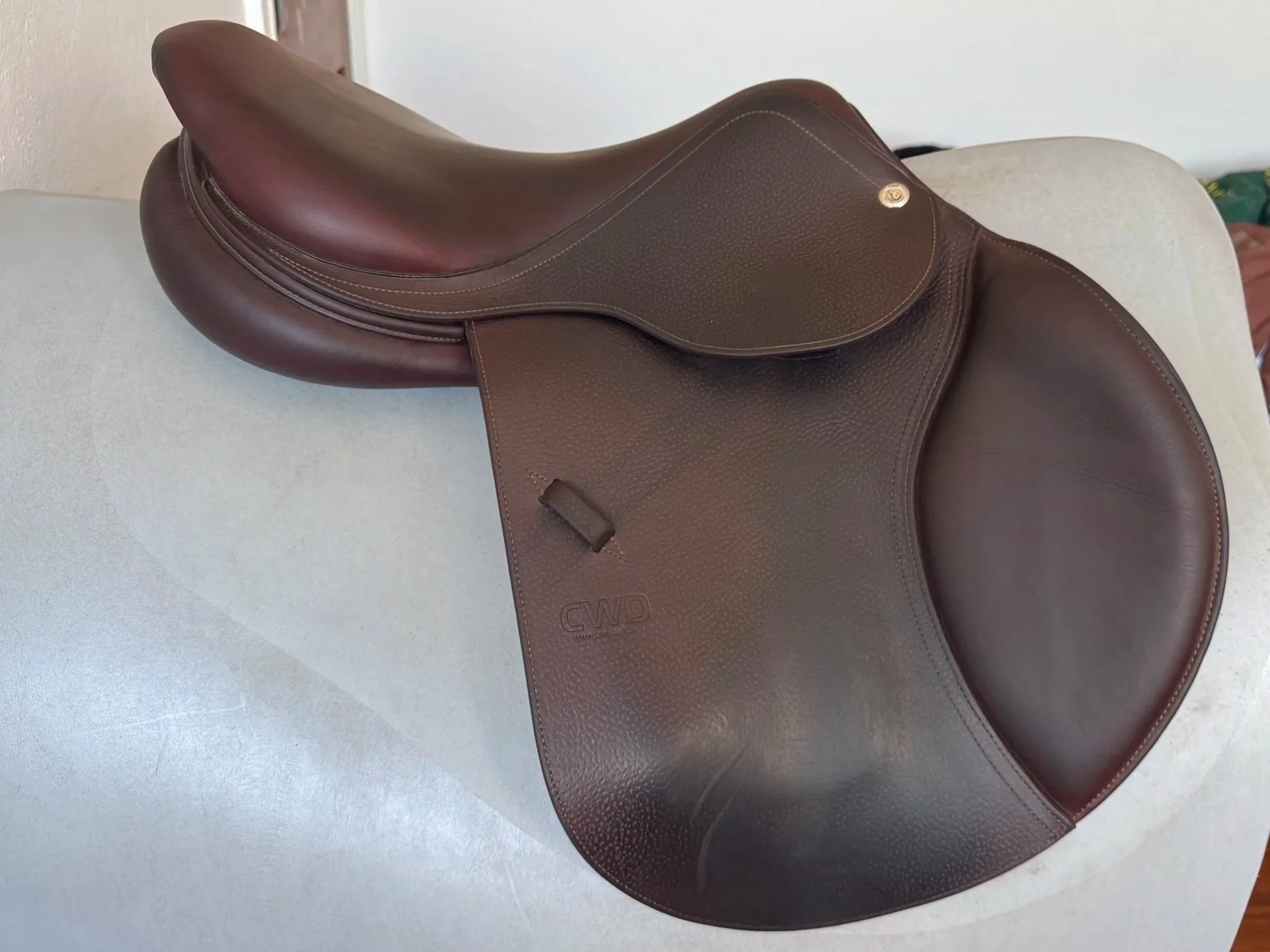 17" CWD SE01 Saddle - 2019 -2C - Grain/Buffalo - Right View 4