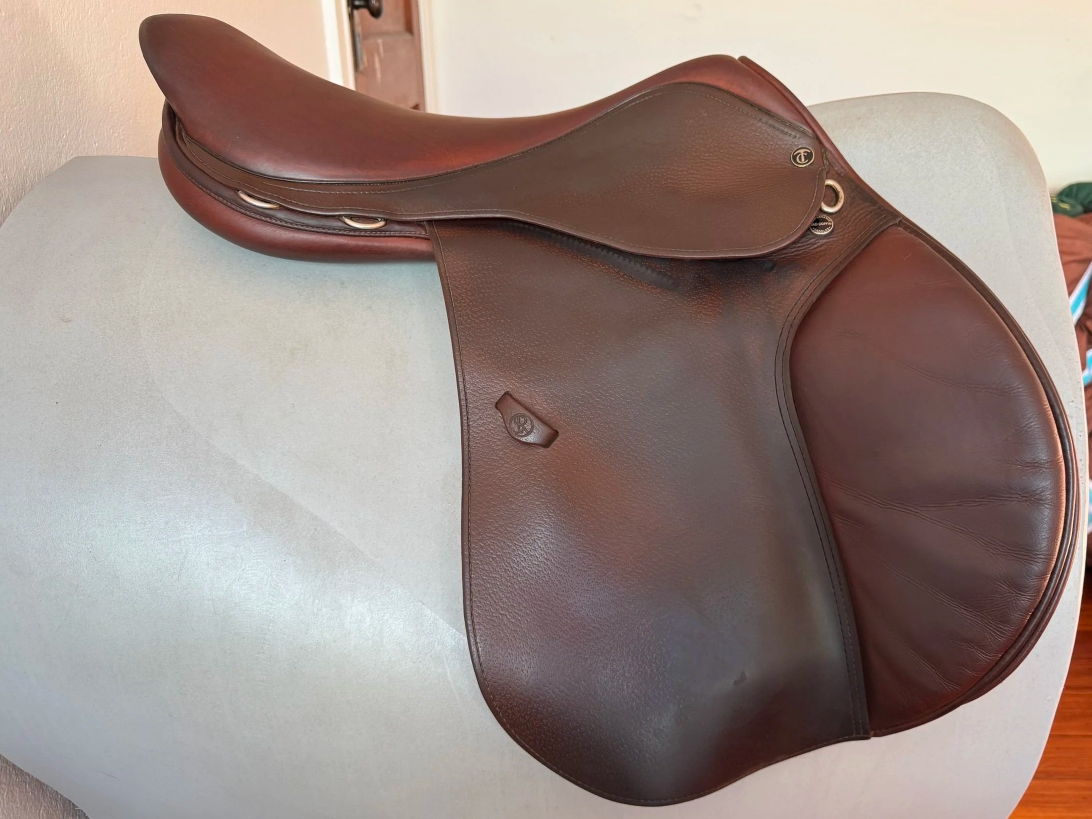 19.5/19" Tad Coffin TC2SR Smart Ride Performance Saddle - 2015/2023 - RARE - Right View 4