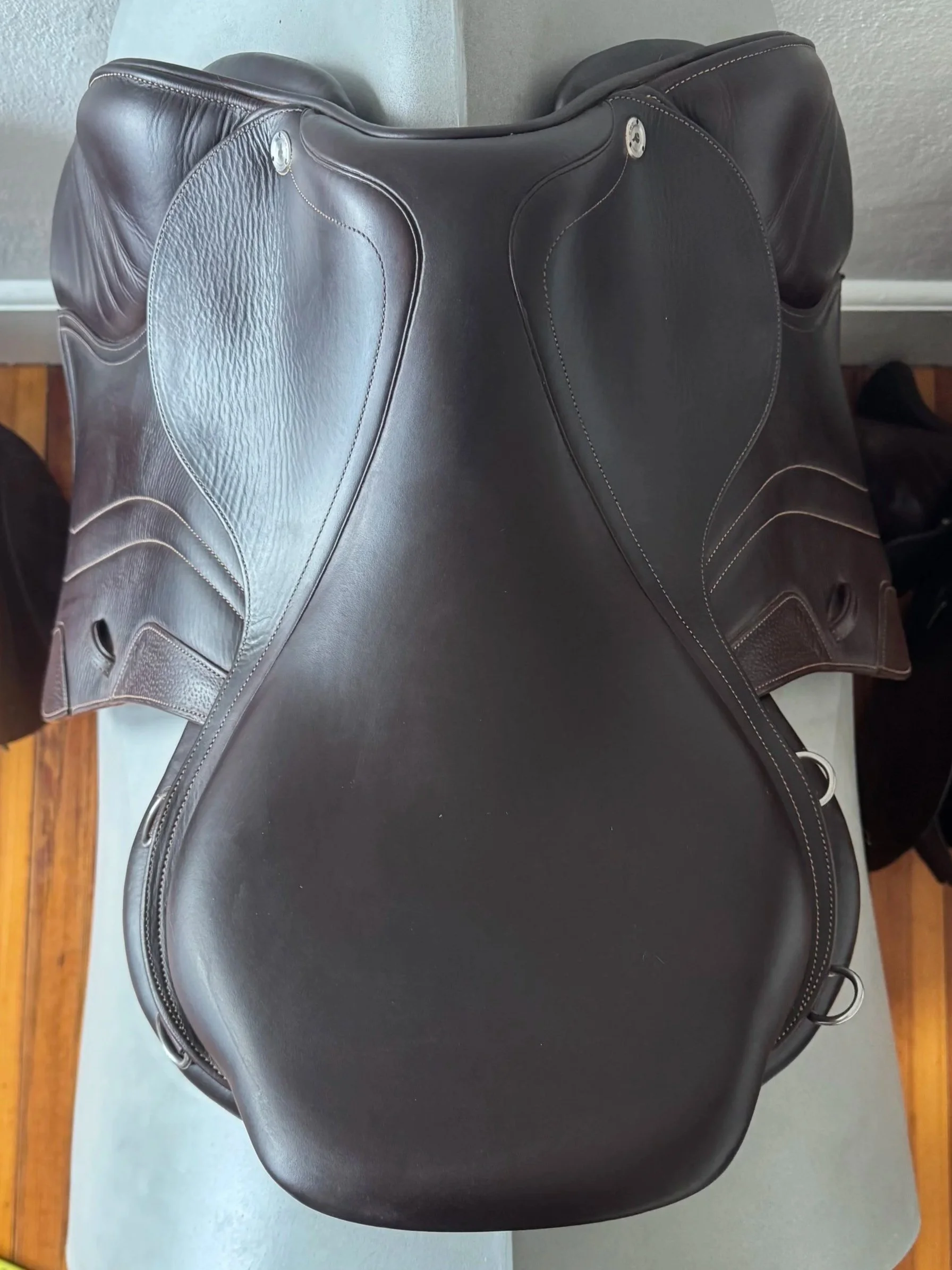 18" CWD SE02 Saddle - 2019 - 3L - Full Buffalo - Seat 3