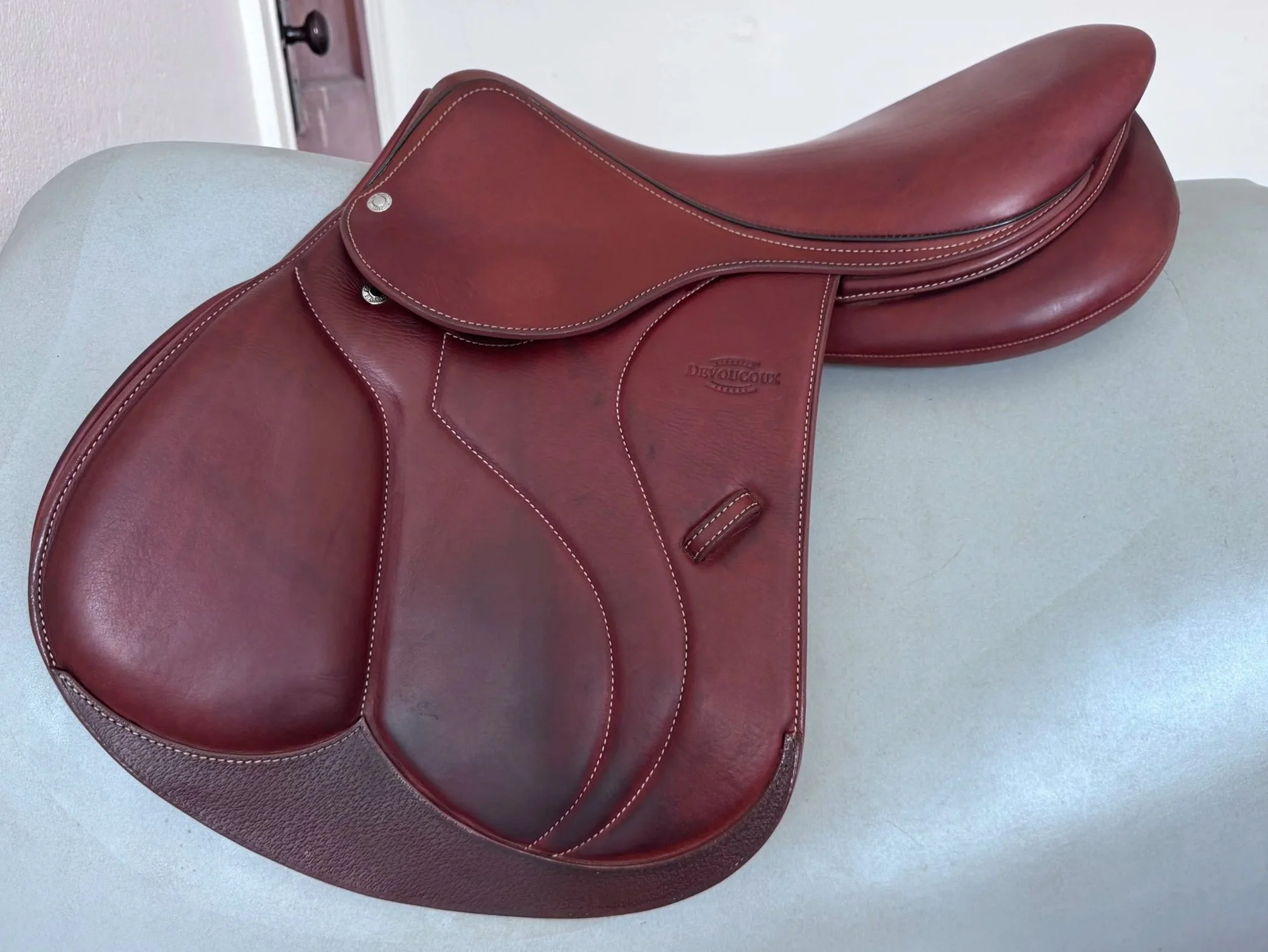 17.5" Devoucoux Biarritz S - 2022 - 1AA - Full Buffalo - Left View 2